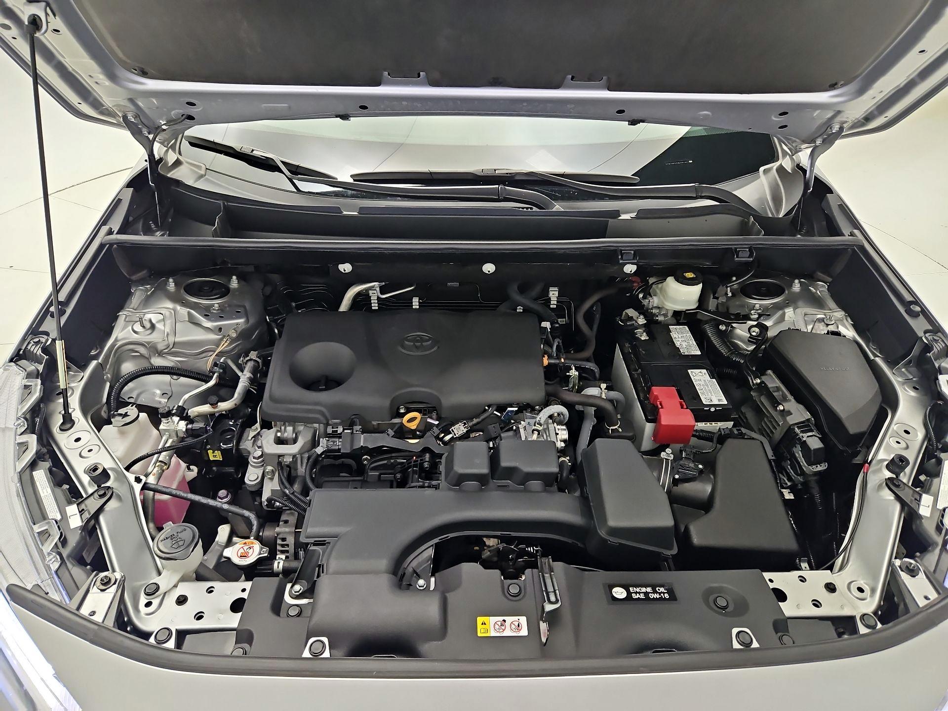 Thumbnail: 2023 Toyota RAV4 - 19