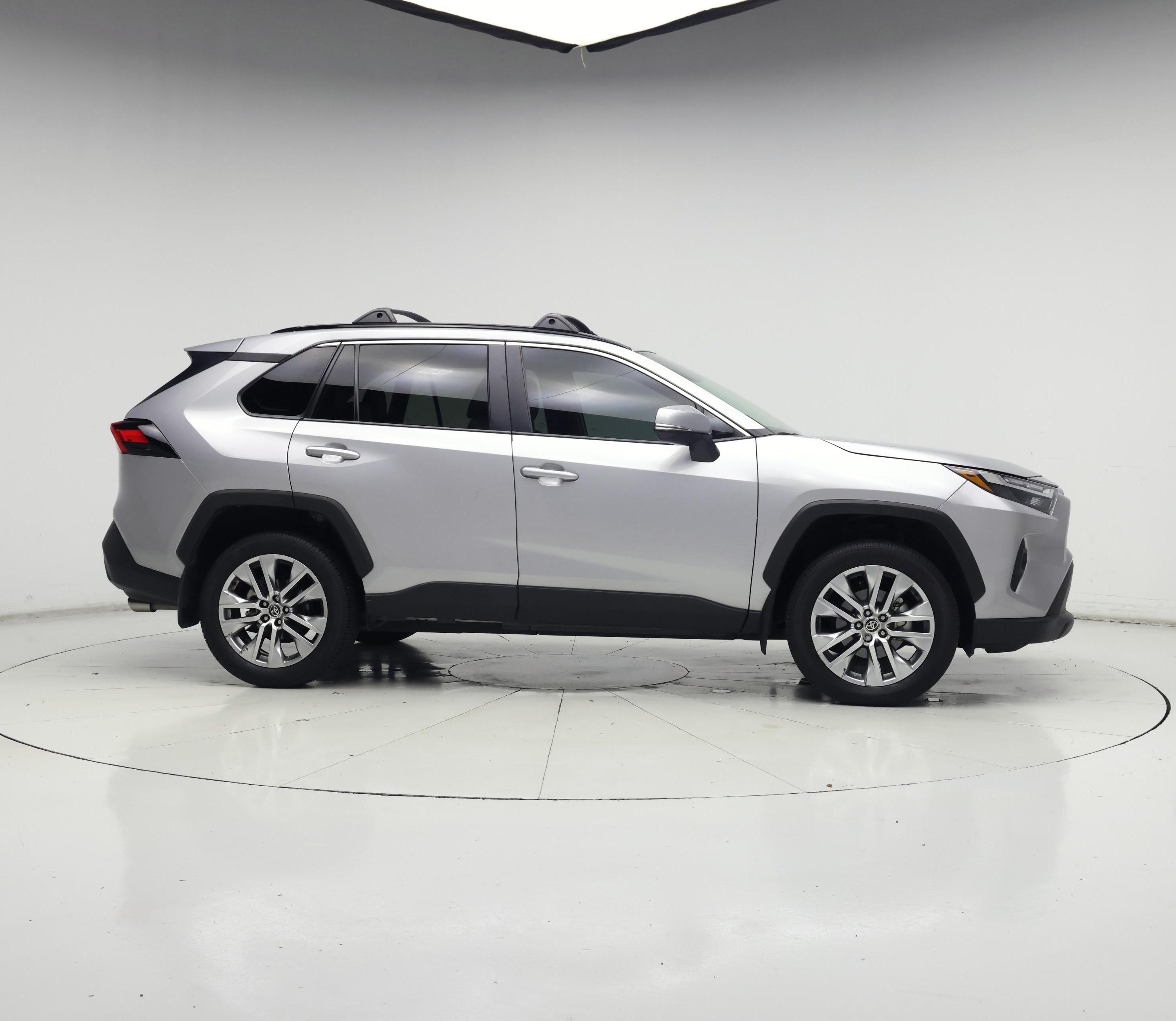 Thumbnail: 2023 Toyota RAV4 - 7