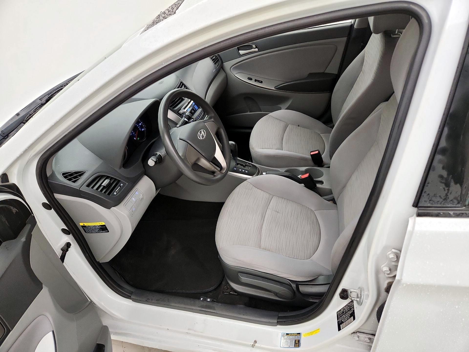 Thumbnail: 2017 Hyundai Accent - 11