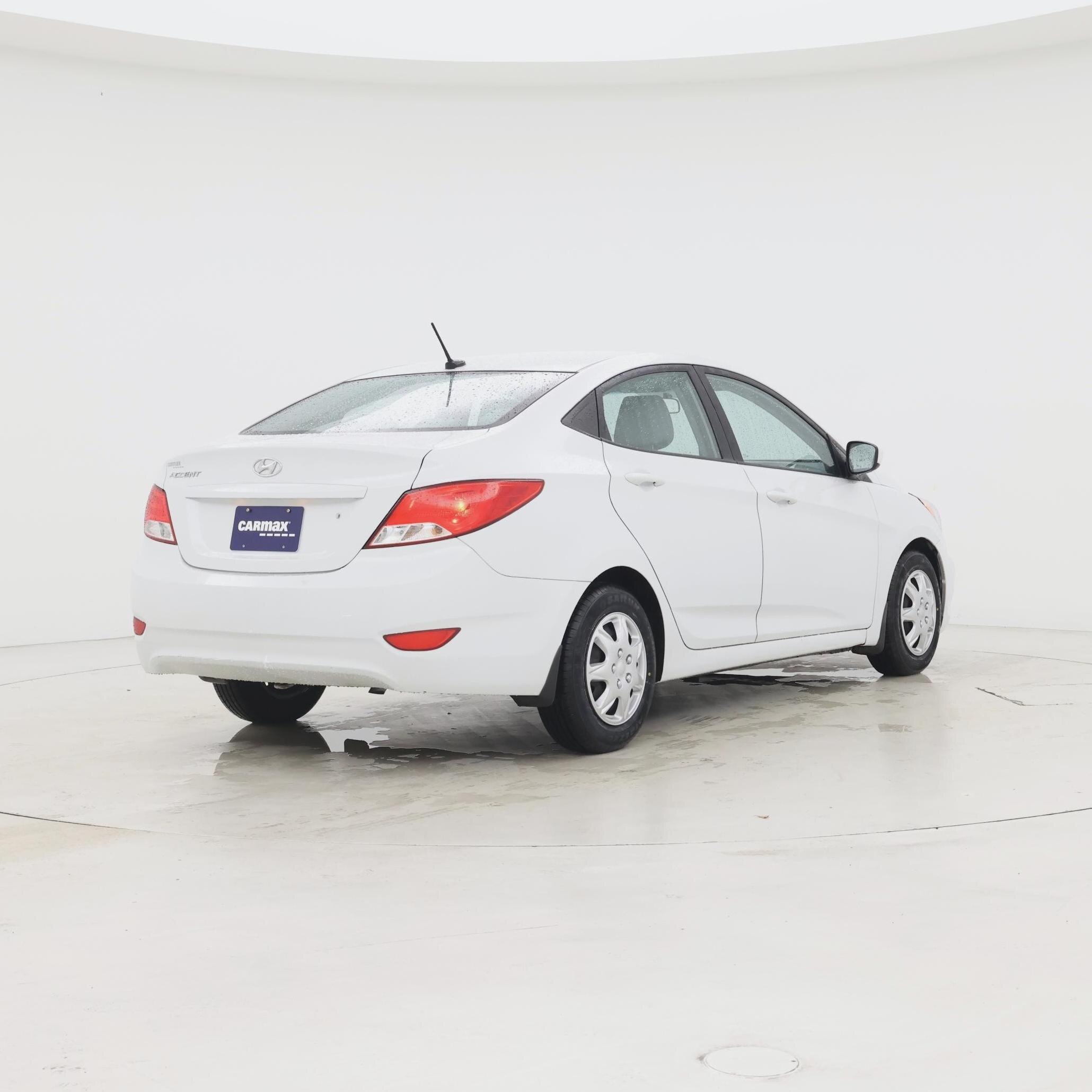 Thumbnail: 2017 Hyundai Accent - 8