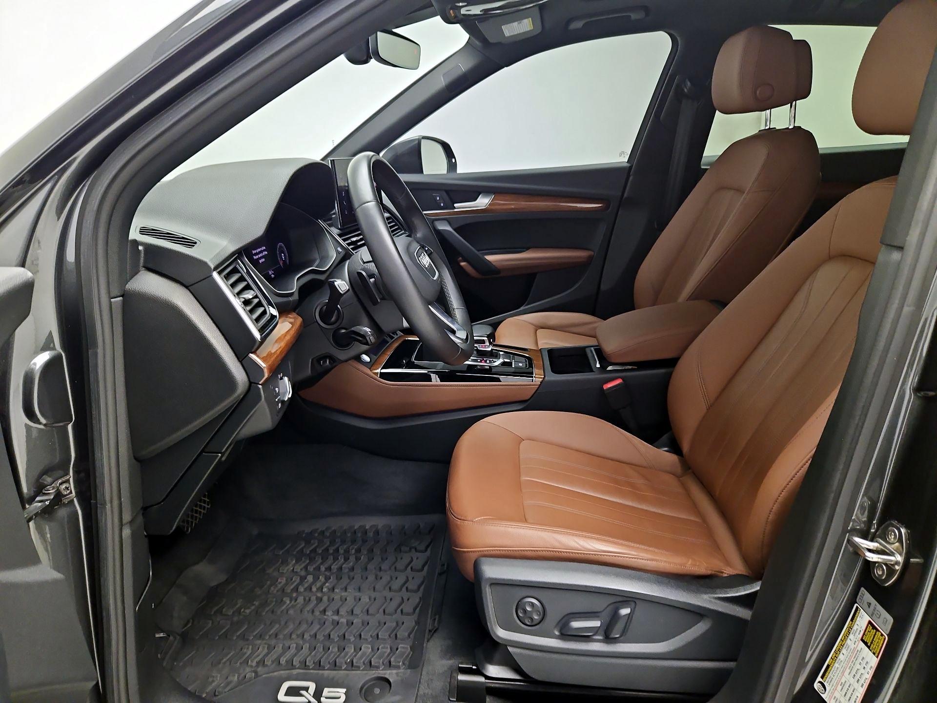 Thumbnail: 2022 Audi Q5 - 11