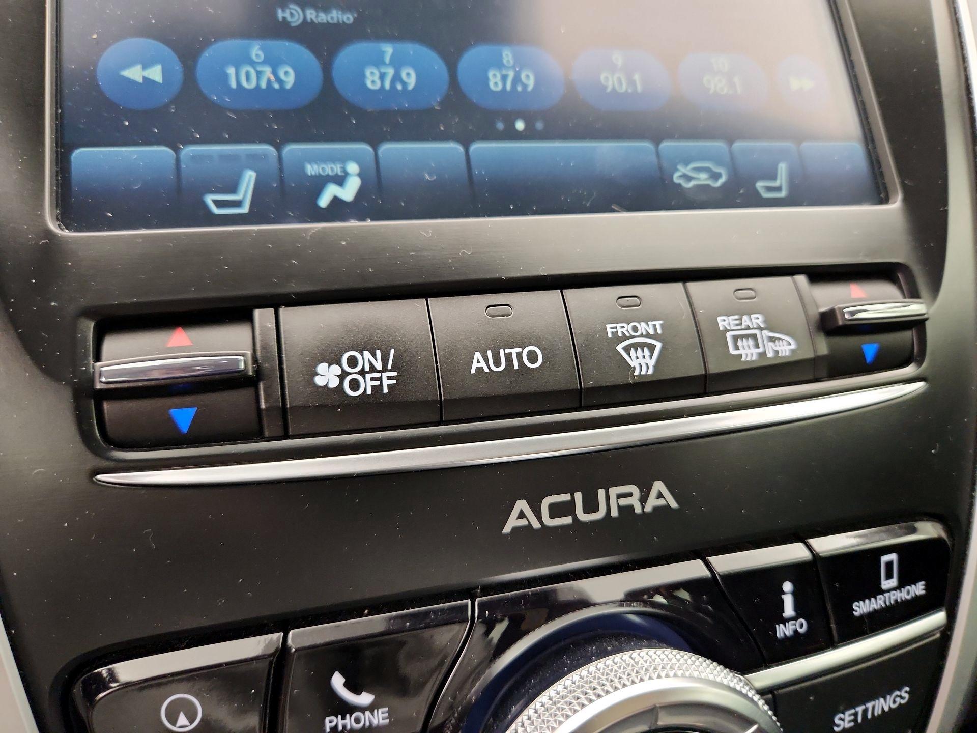 Thumbnail: 2019 Acura TLX - 17