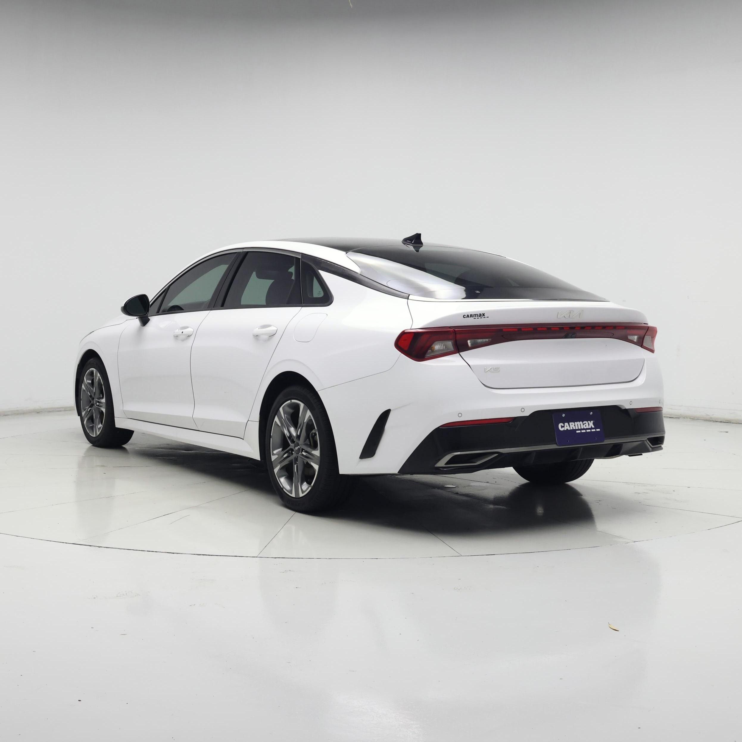 Thumbnail: 2023 Kia K5 - 2