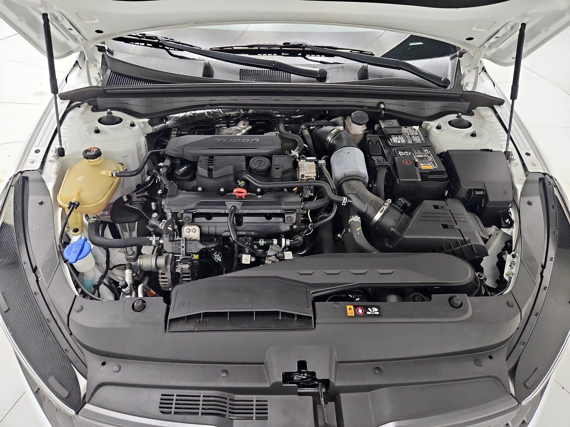 Thumbnail: 2023 Kia K5 - 20