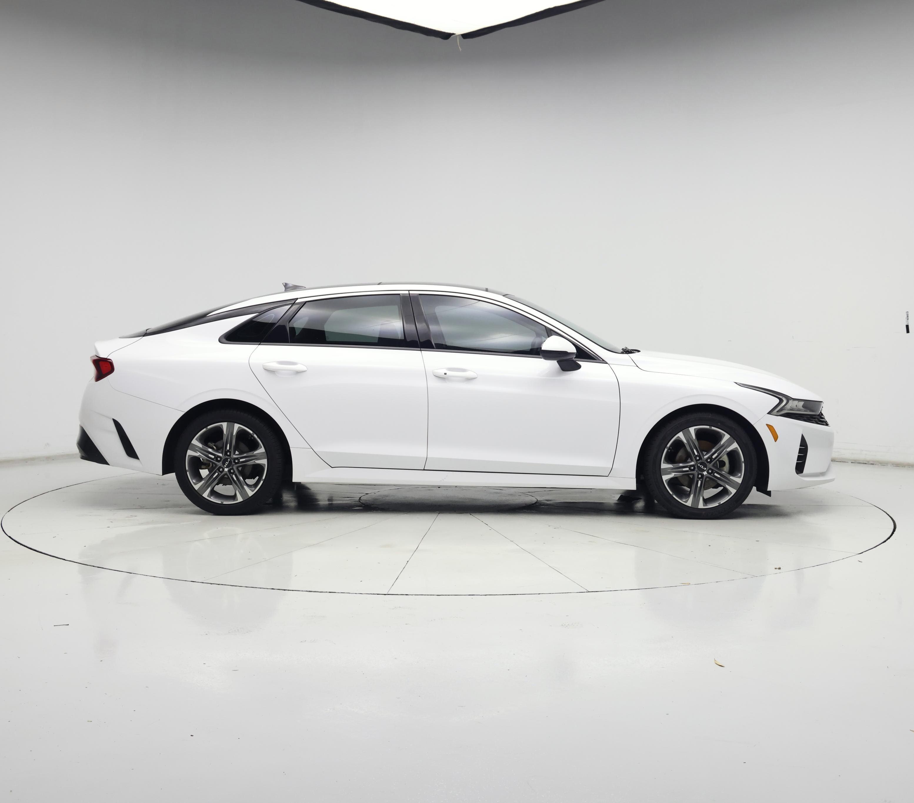 Thumbnail: 2023 Kia K5 - 7