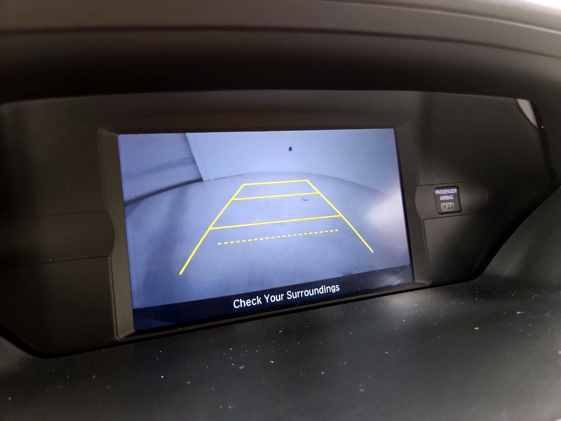 Thumbnail: 2016 Honda Odyssey - 14