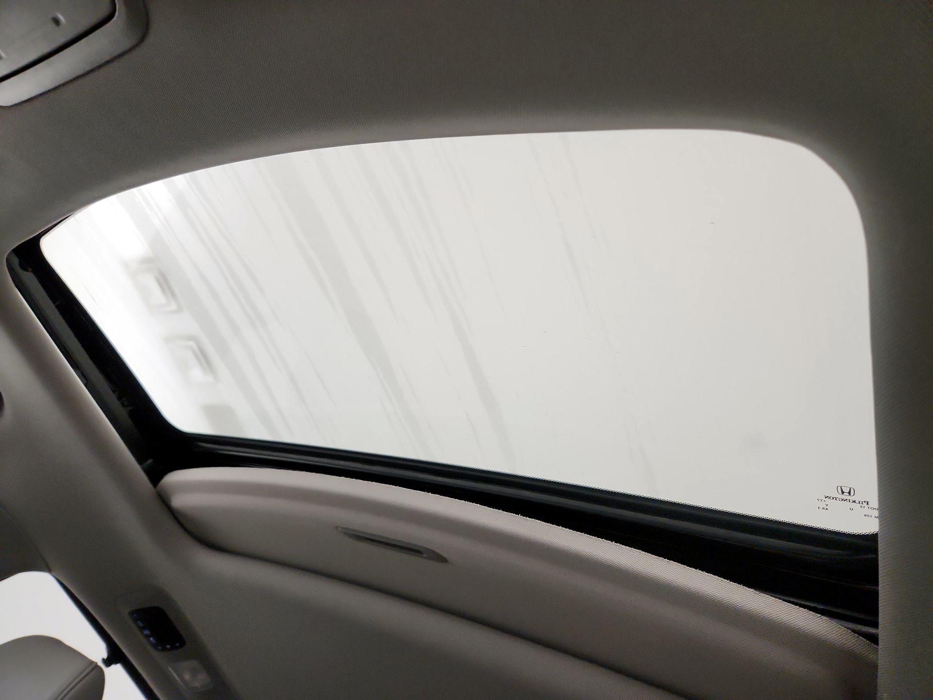 Thumbnail: 2016 Honda Odyssey - 19