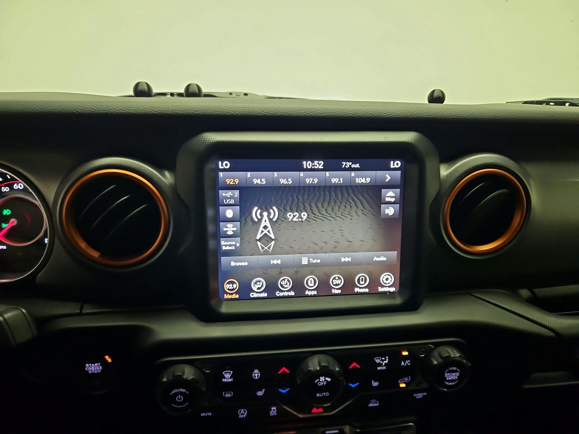 Thumbnail: 2022 Jeep Gladiator - 14