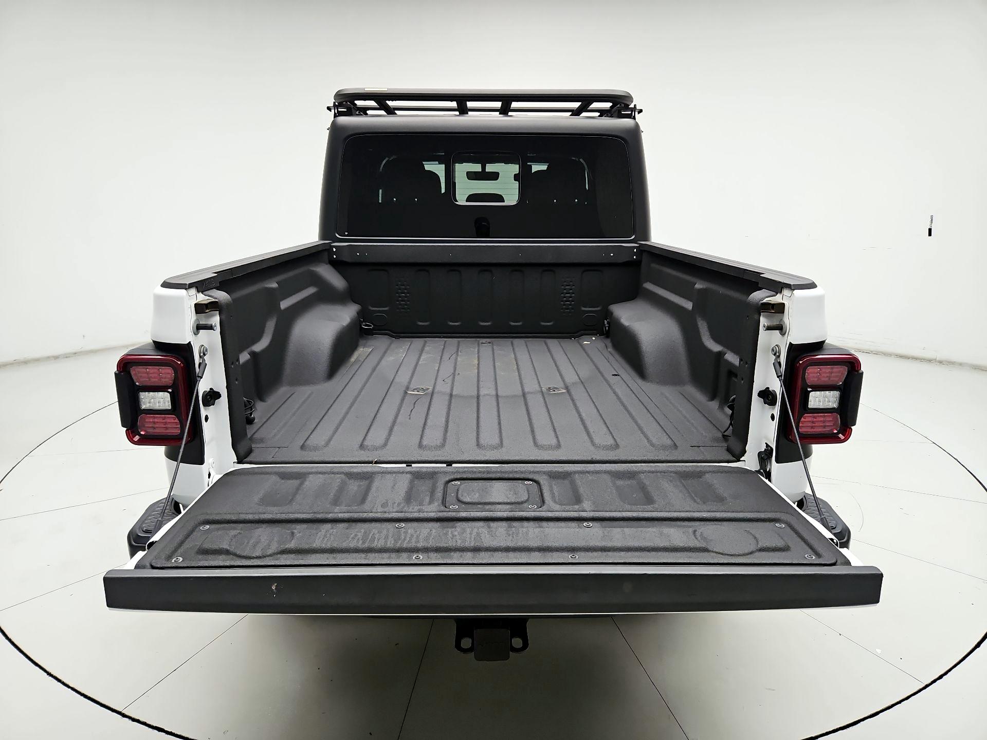 Thumbnail: 2022 Jeep Gladiator - 18