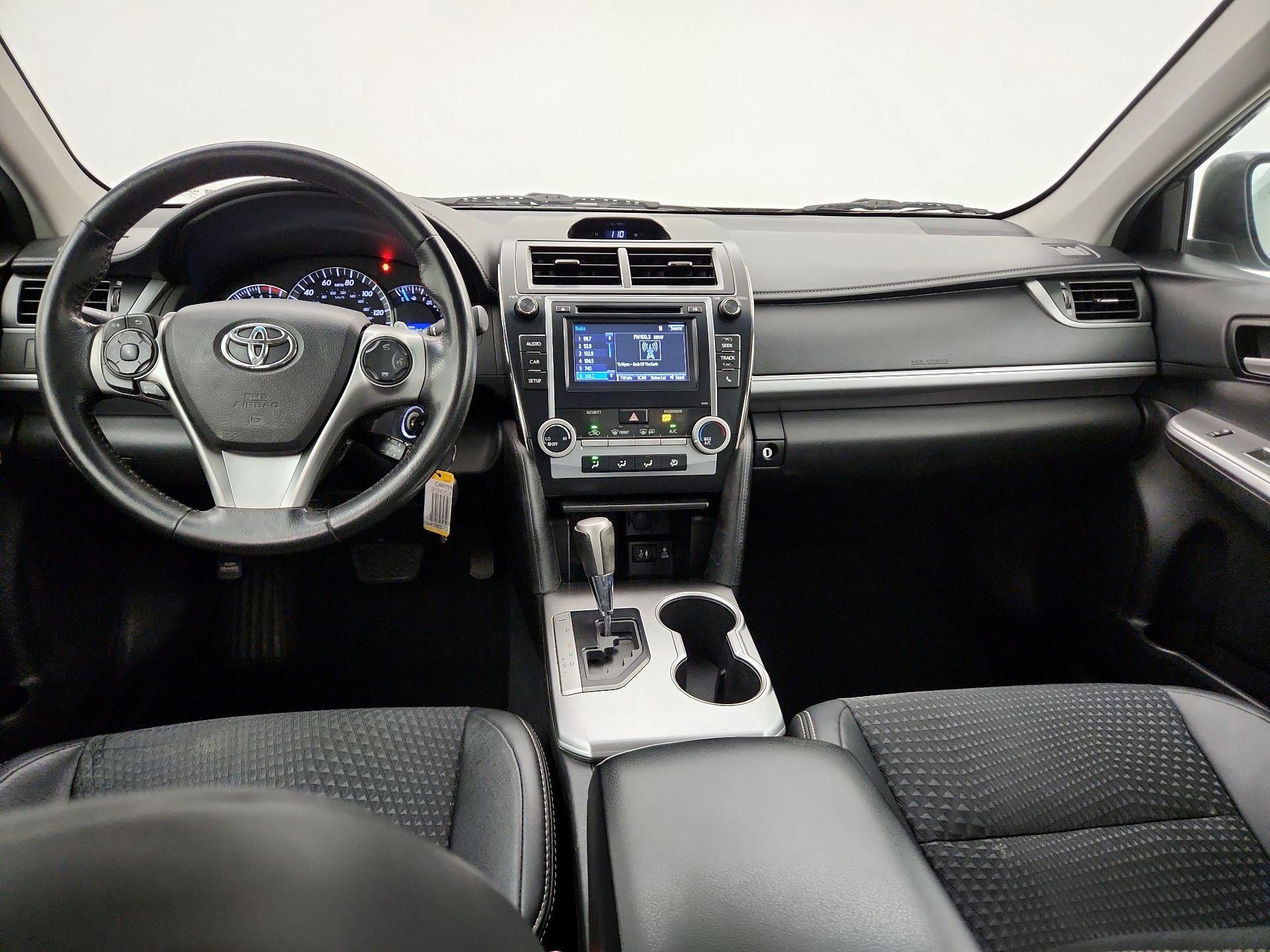 Thumbnail: 2014 Toyota Camry - 9