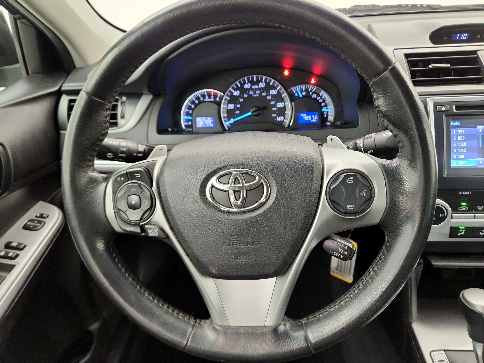 Thumbnail: 2014 Toyota Camry - 10