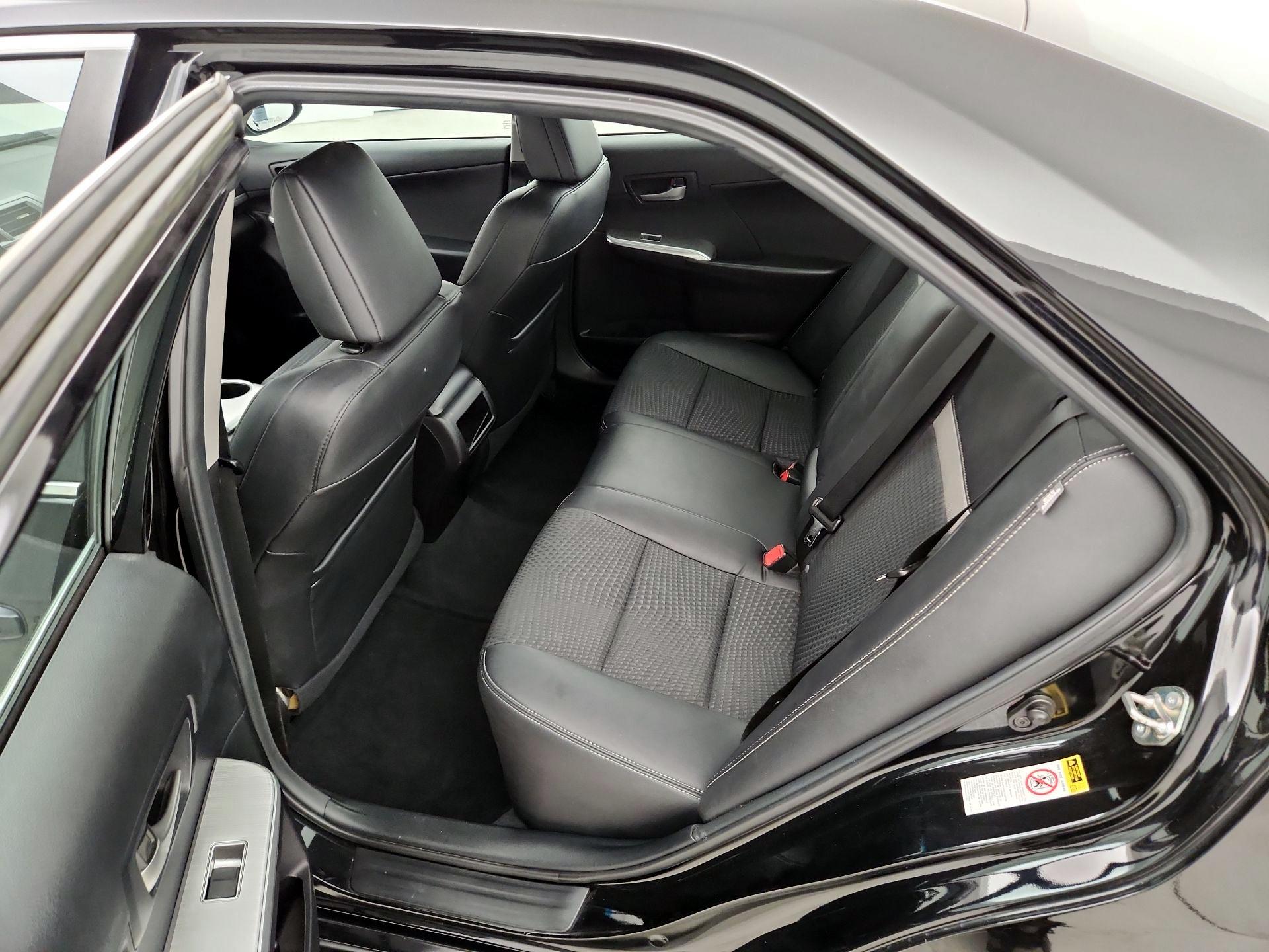 Thumbnail: 2014 Toyota Camry - 19