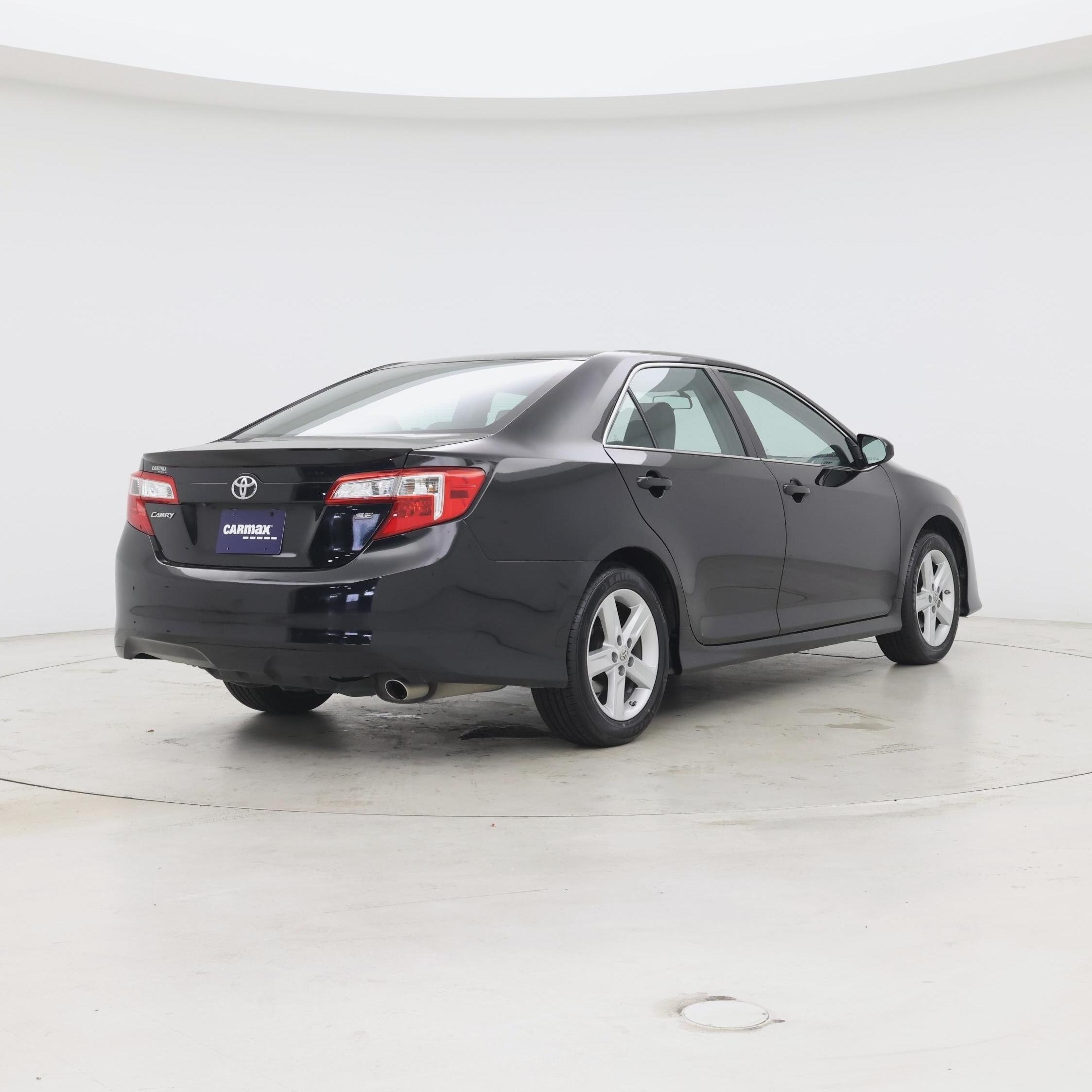 Thumbnail: 2014 Toyota Camry - 8