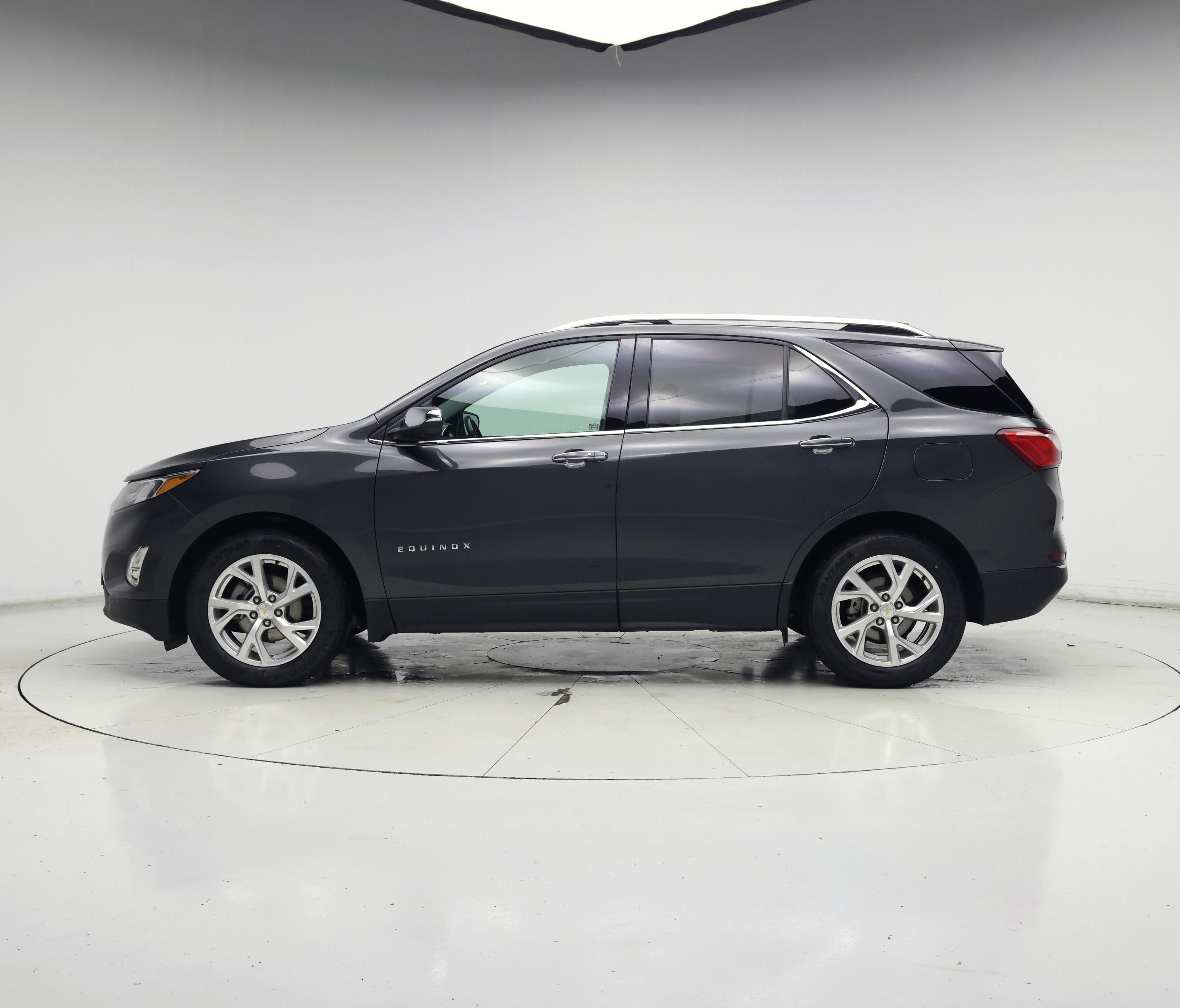 Thumbnail: 2021 Chevrolet Equinox - 3