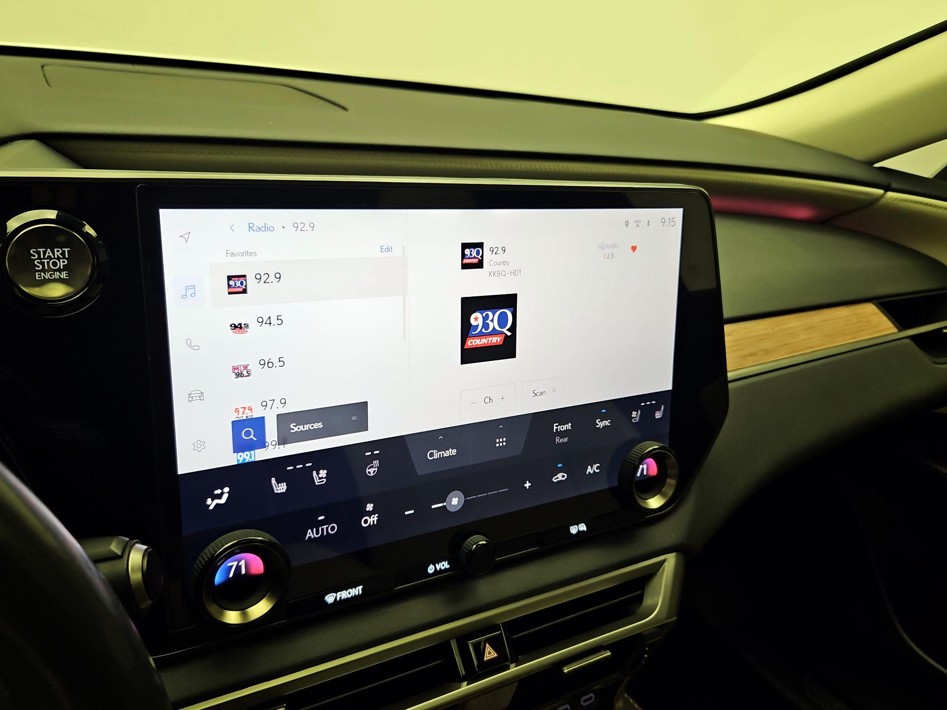 Thumbnail: 2023 Lexus RX - 15