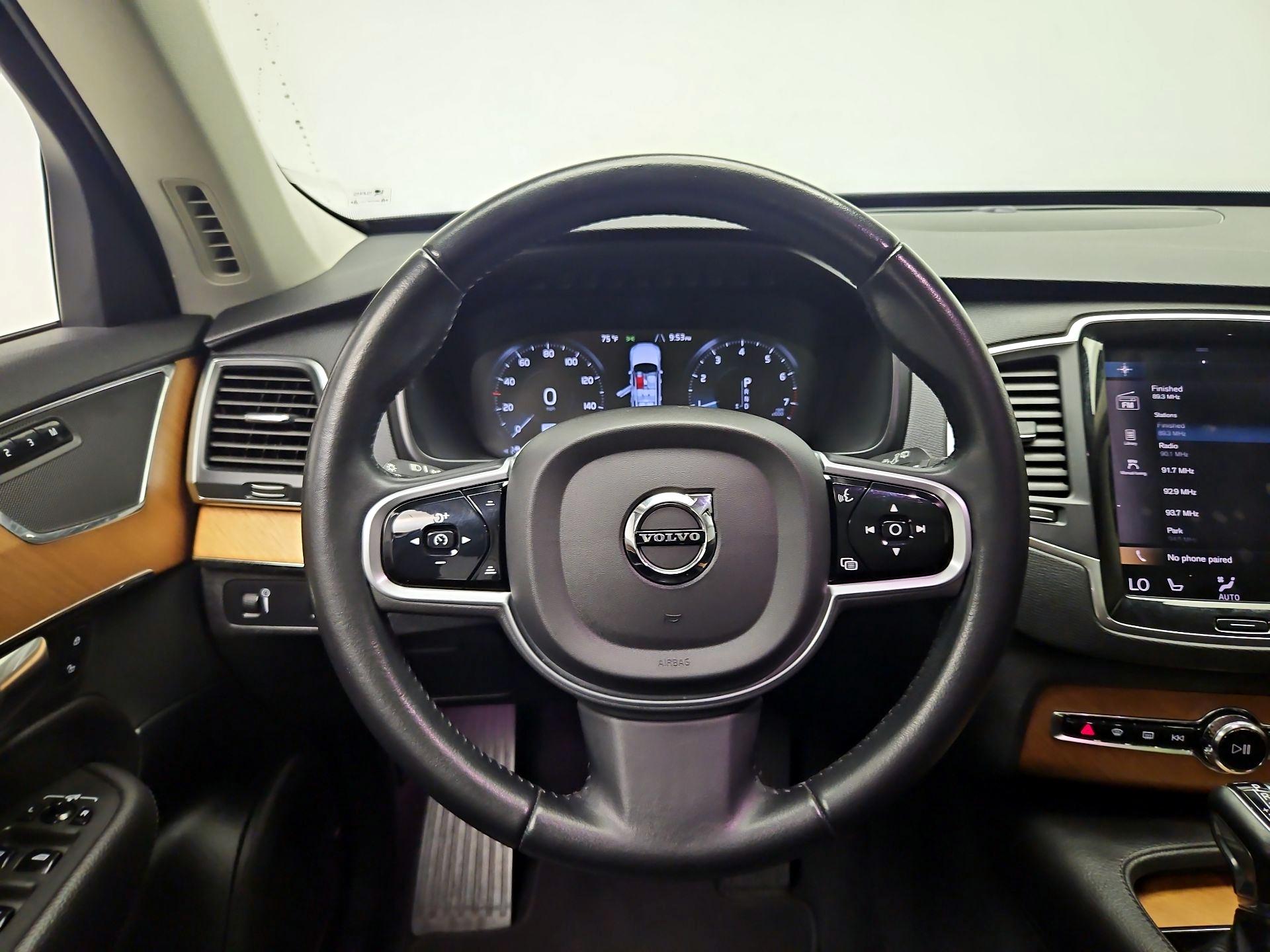 Thumbnail: 2022 Volvo XC90 - 10