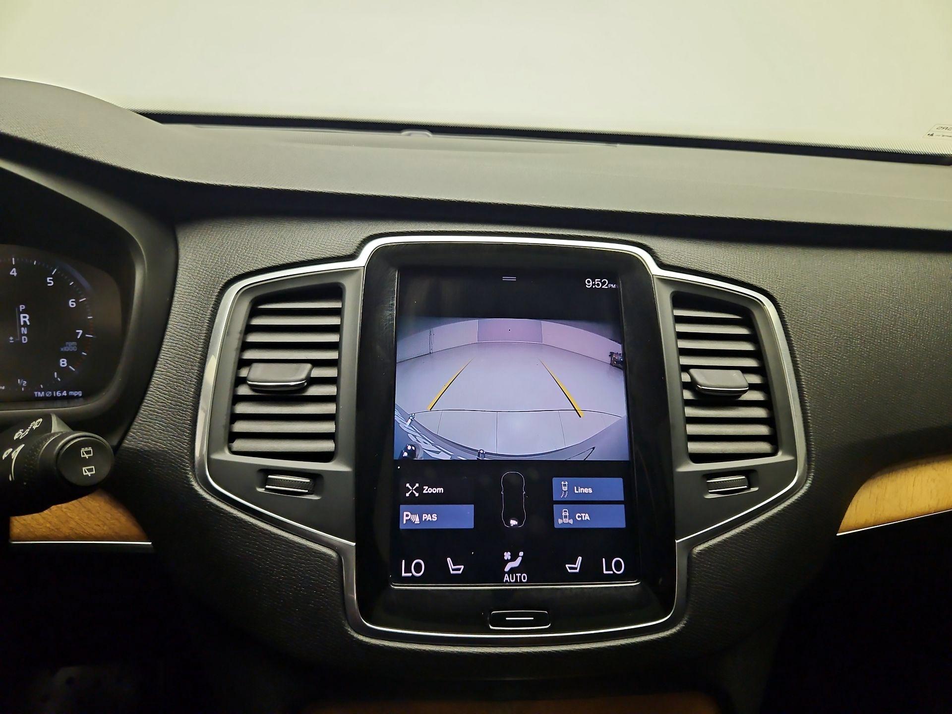 Thumbnail: 2022 Volvo XC90 - 13