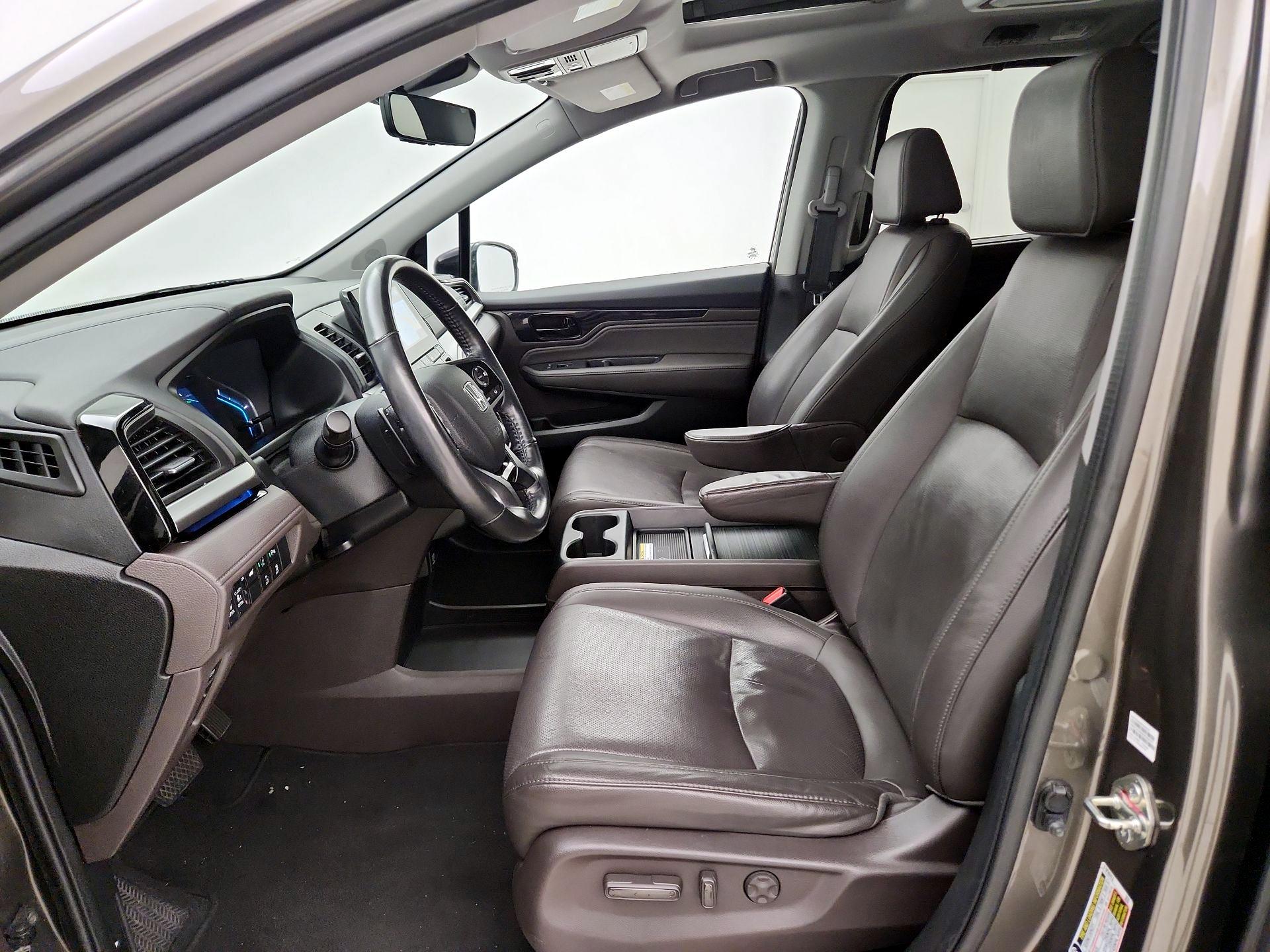Thumbnail: 2019 Honda Odyssey - 11