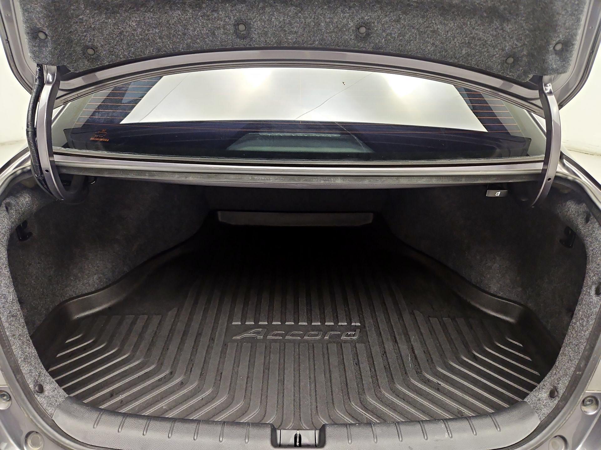 Thumbnail: 2015 Honda Accord - 20