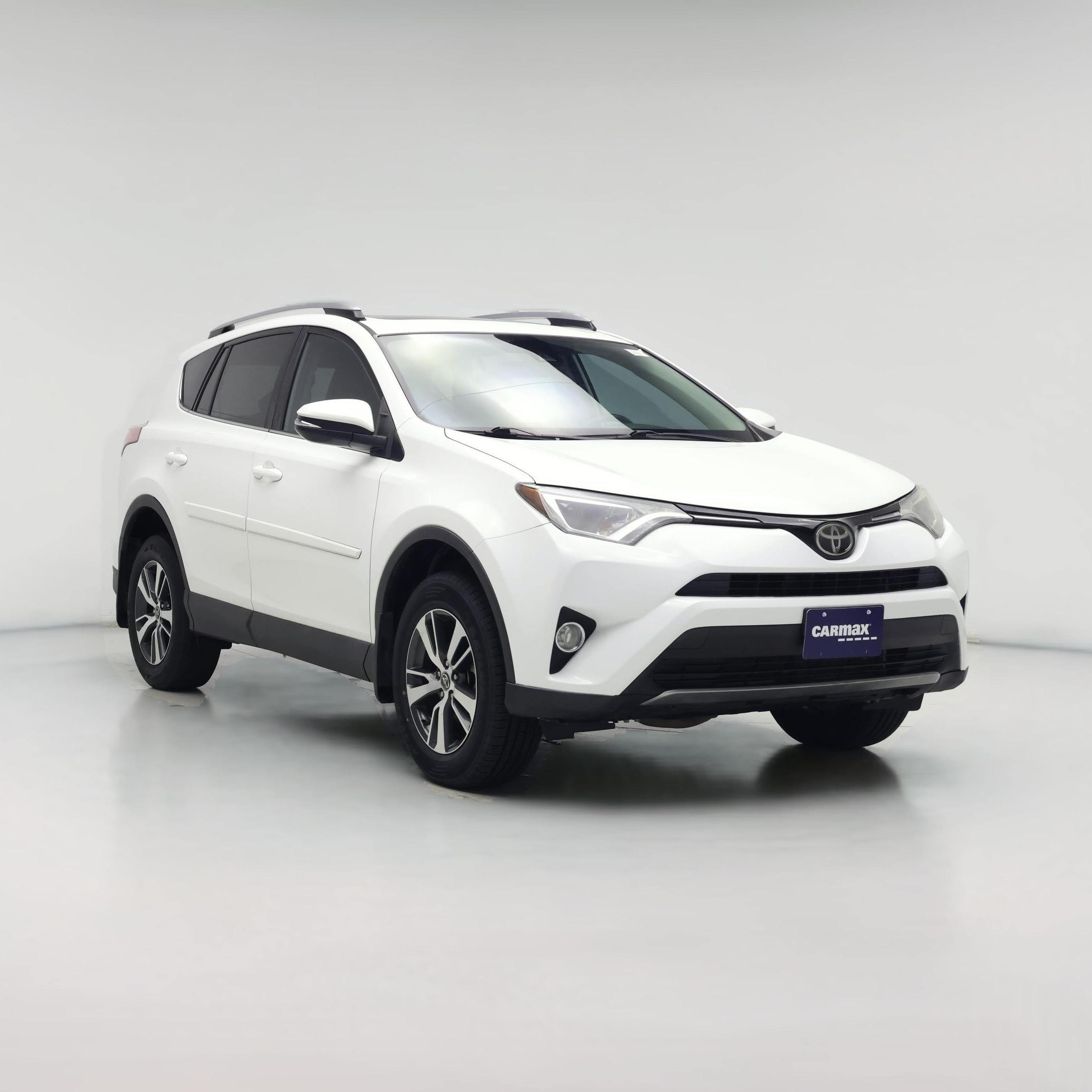 Thumbnail: 2018 Toyota RAV4 - 1