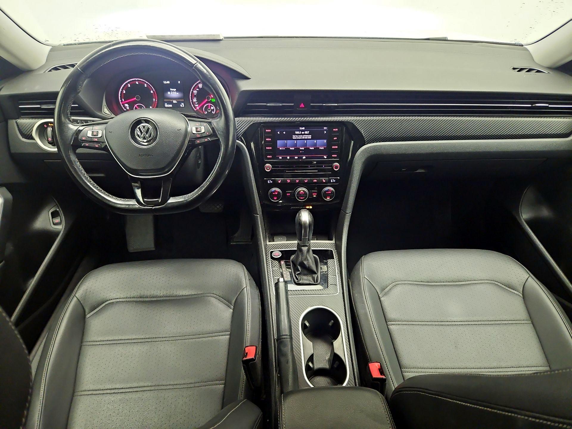 Thumbnail: 2020 Volkswagen Passat - 9