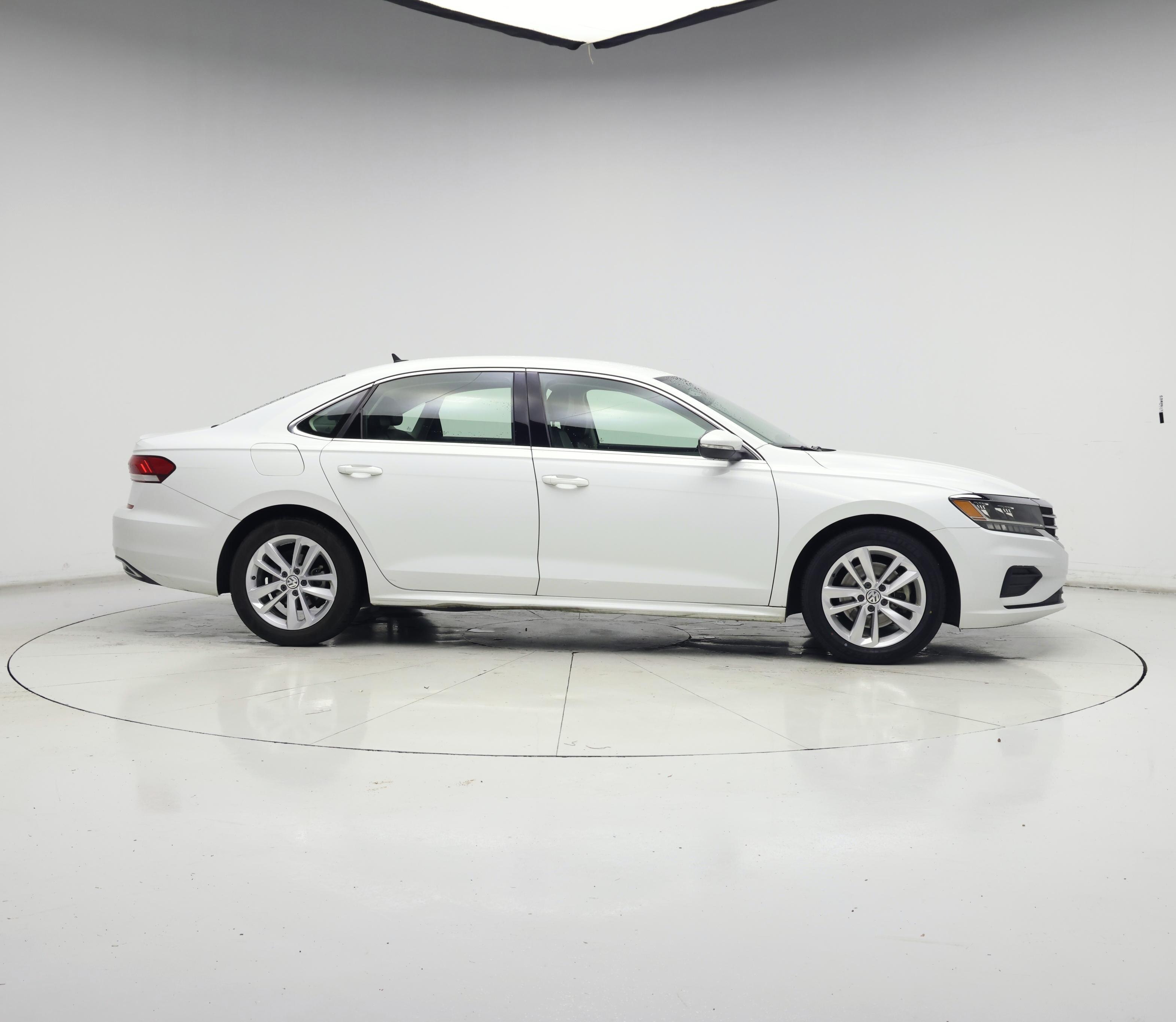 Thumbnail: 2020 Volkswagen Passat - 7