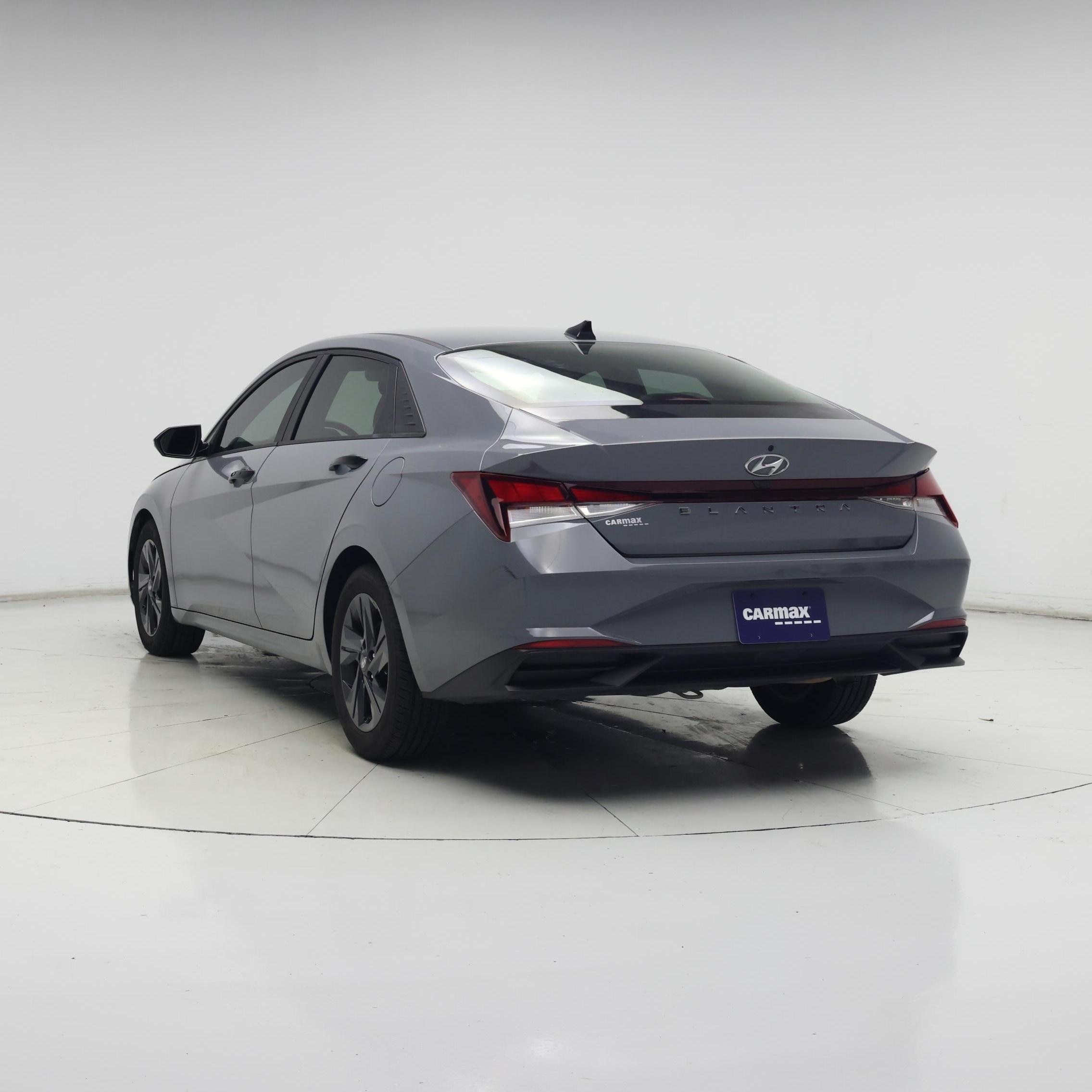Thumbnail: 2021 Hyundai Elantra - 2