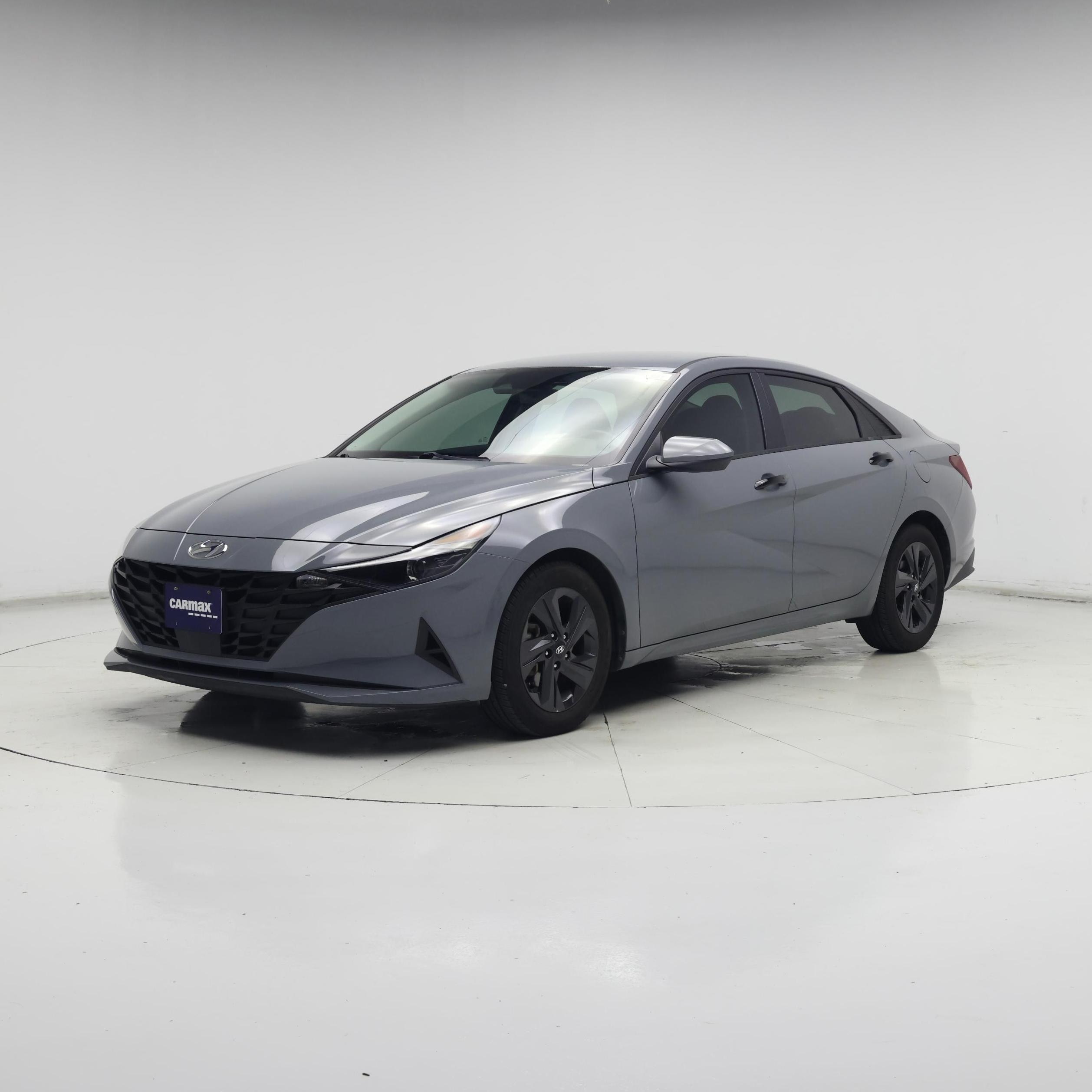 Thumbnail: 2021 Hyundai Elantra - 4