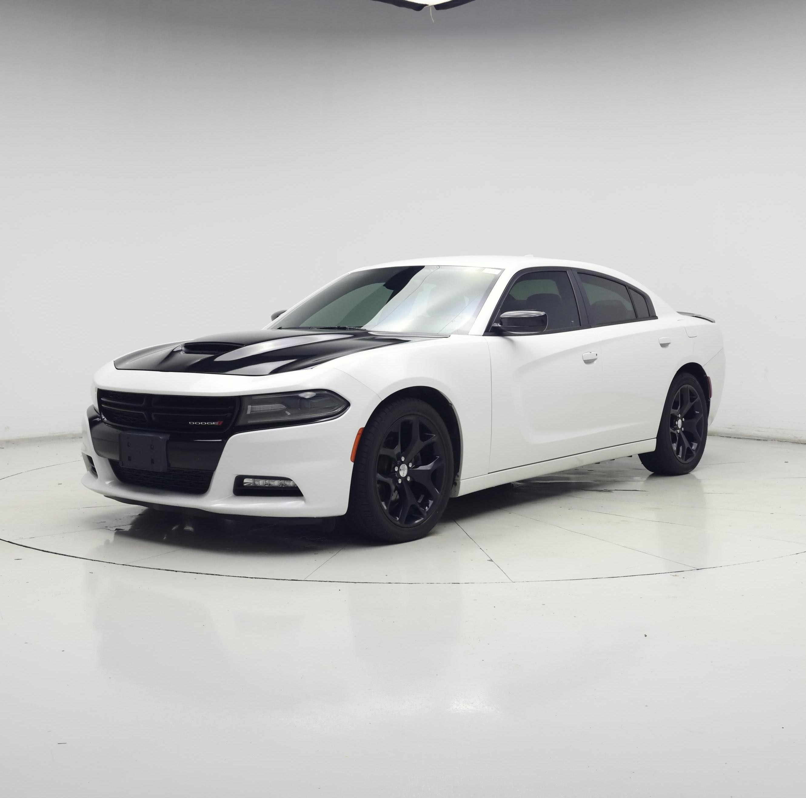 Thumbnail: 2016 Dodge Charger - 4