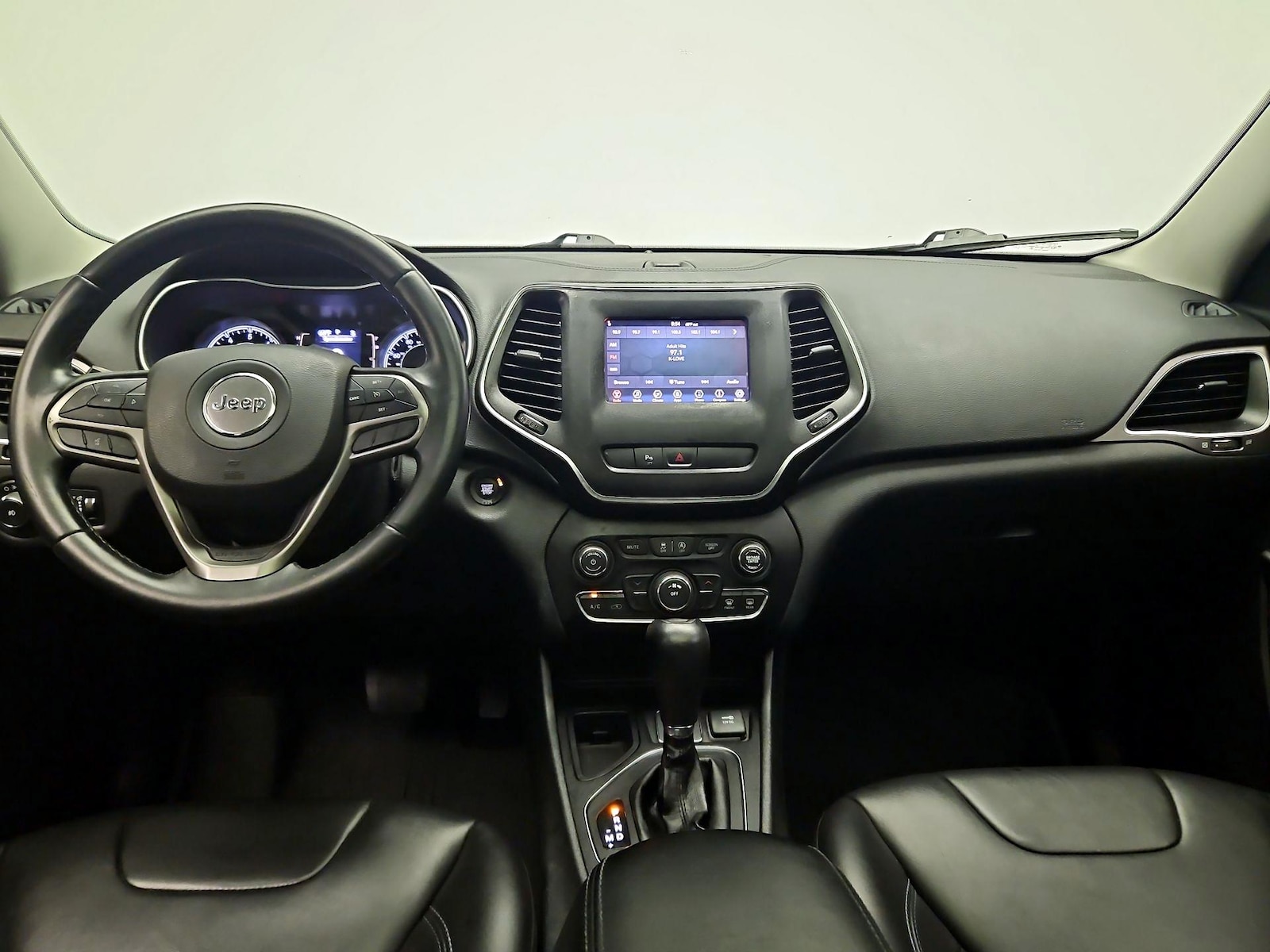 2019 Jeep Cherokee Latitude Plus - Photo 10
