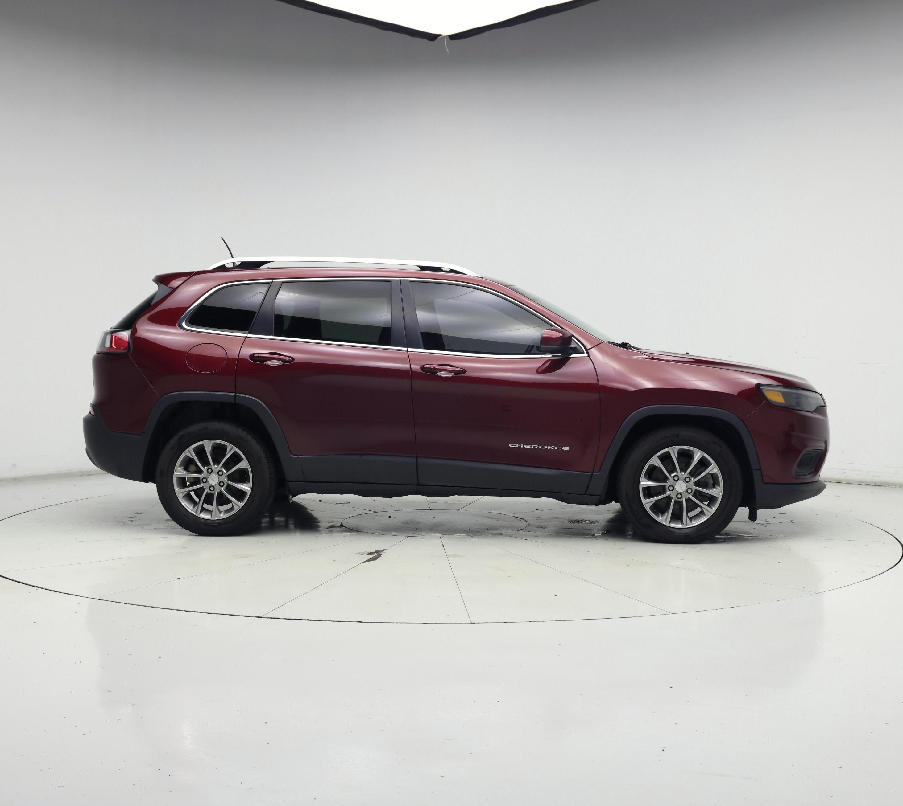 Thumbnail: 2019 Jeep Cherokee - 7