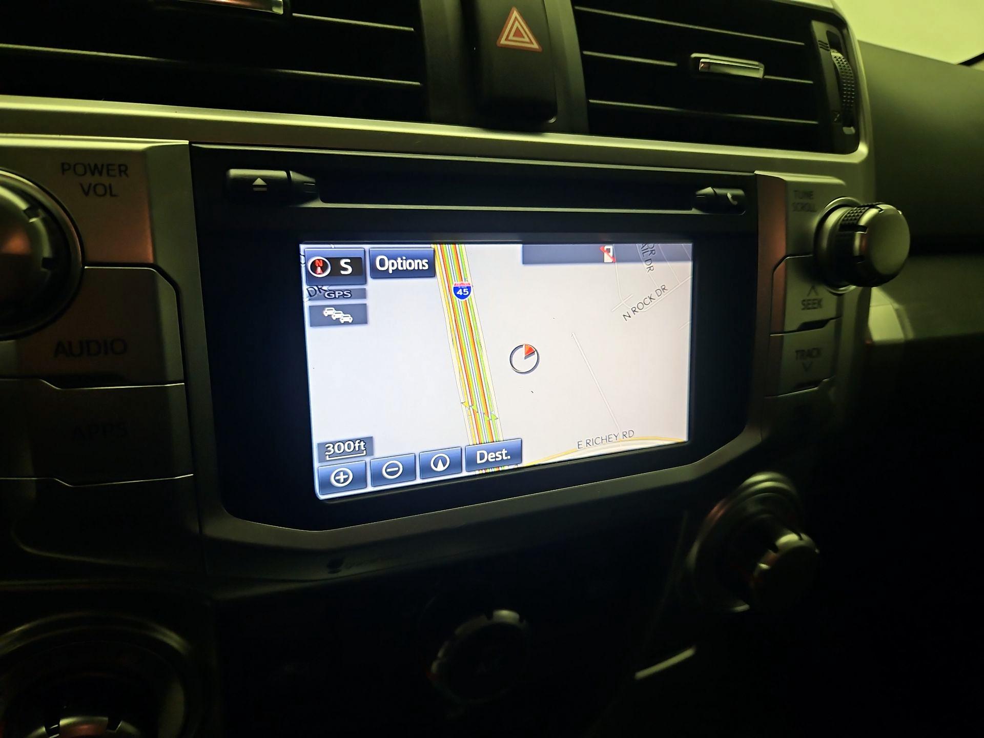 Thumbnail: 2016 Toyota 4Runner - 14