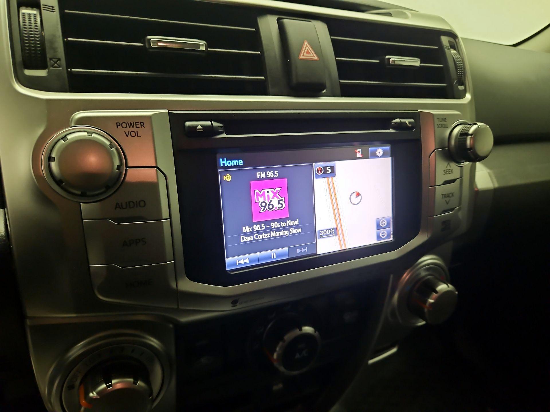Thumbnail: 2016 Toyota 4Runner - 16