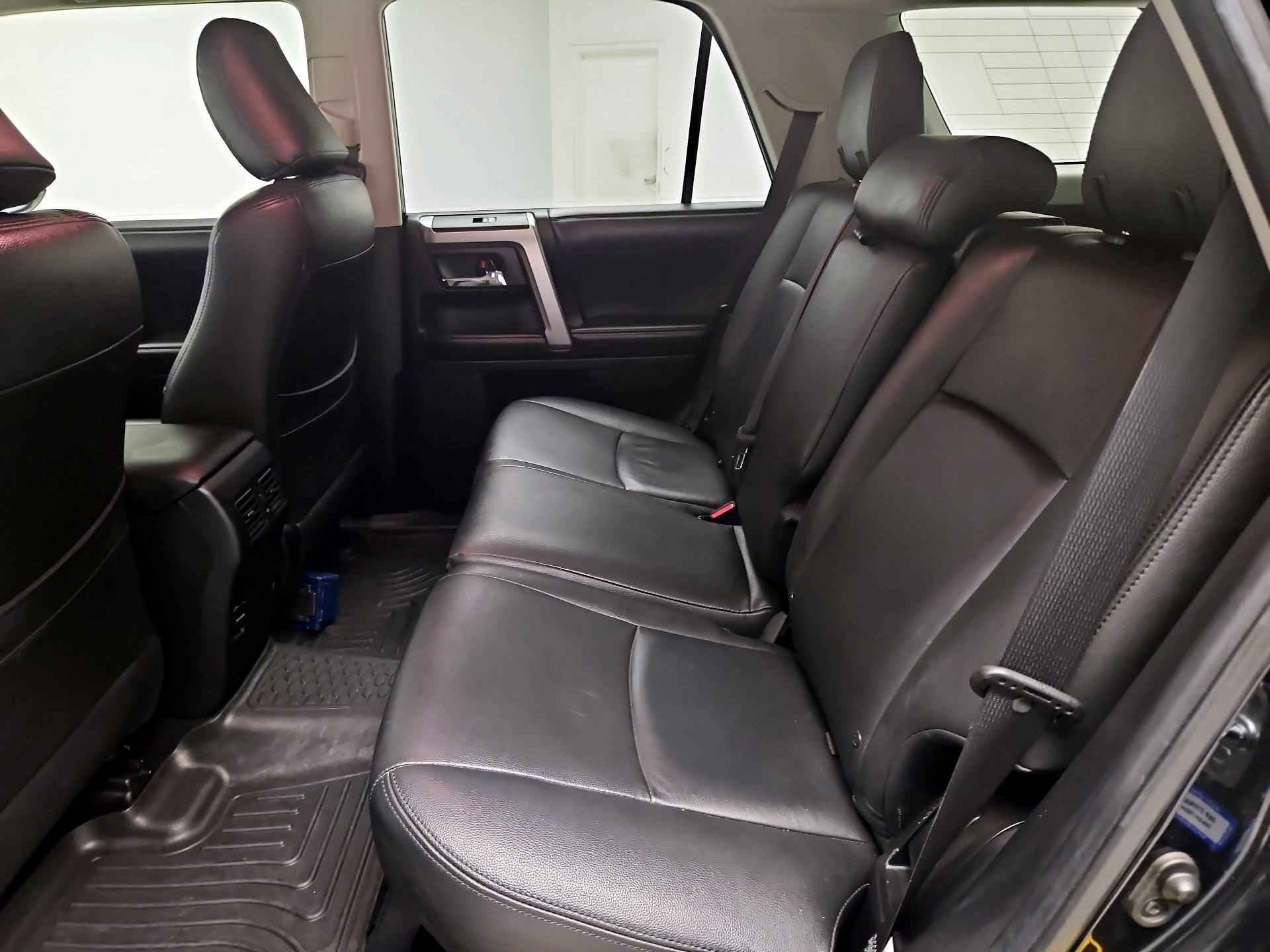 Thumbnail: 2016 Toyota 4Runner - 20