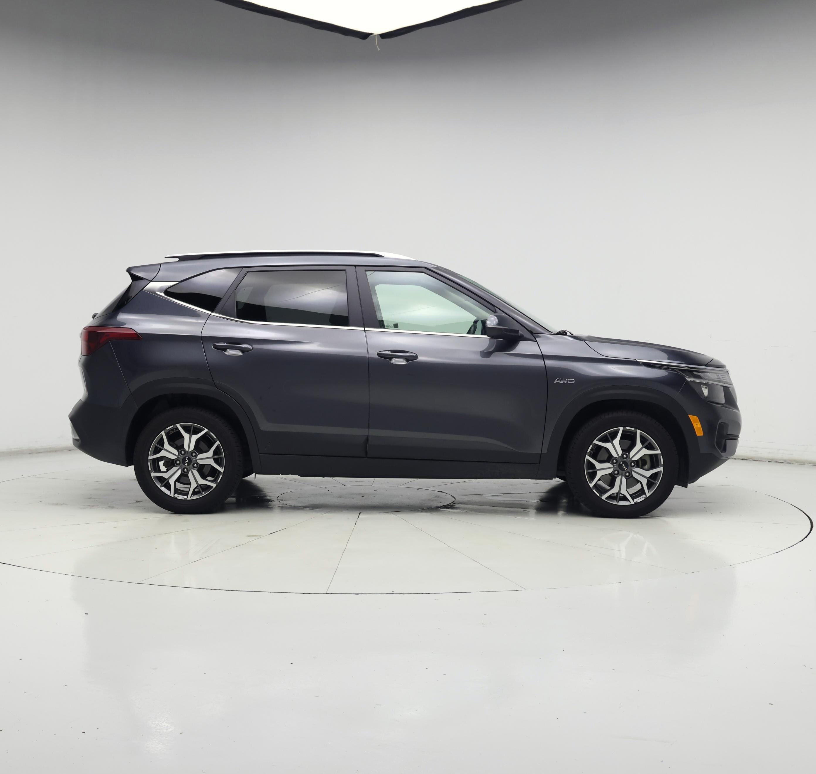 Thumbnail: 2022 Kia Seltos - 7
