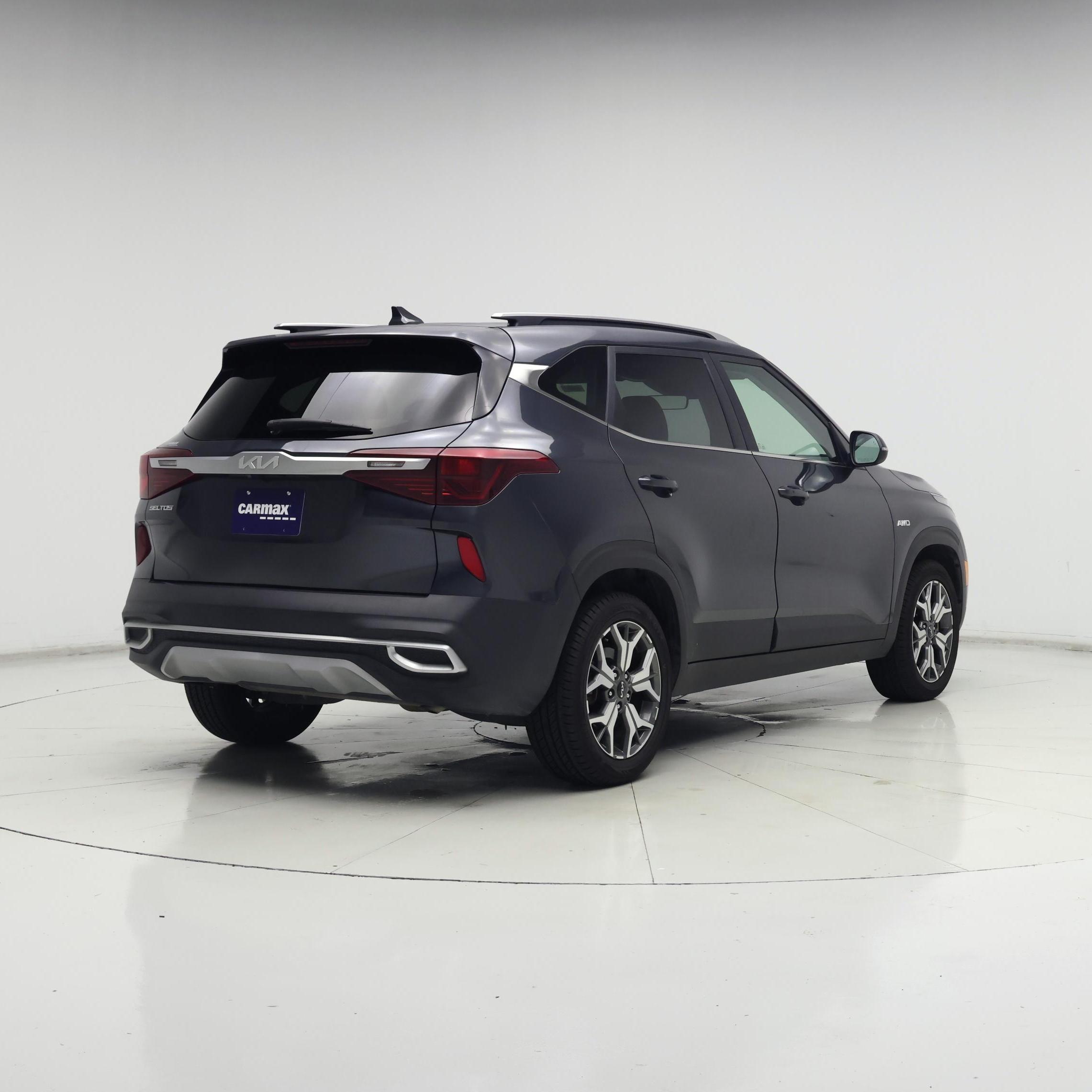 Thumbnail: 2022 Kia Seltos - 8