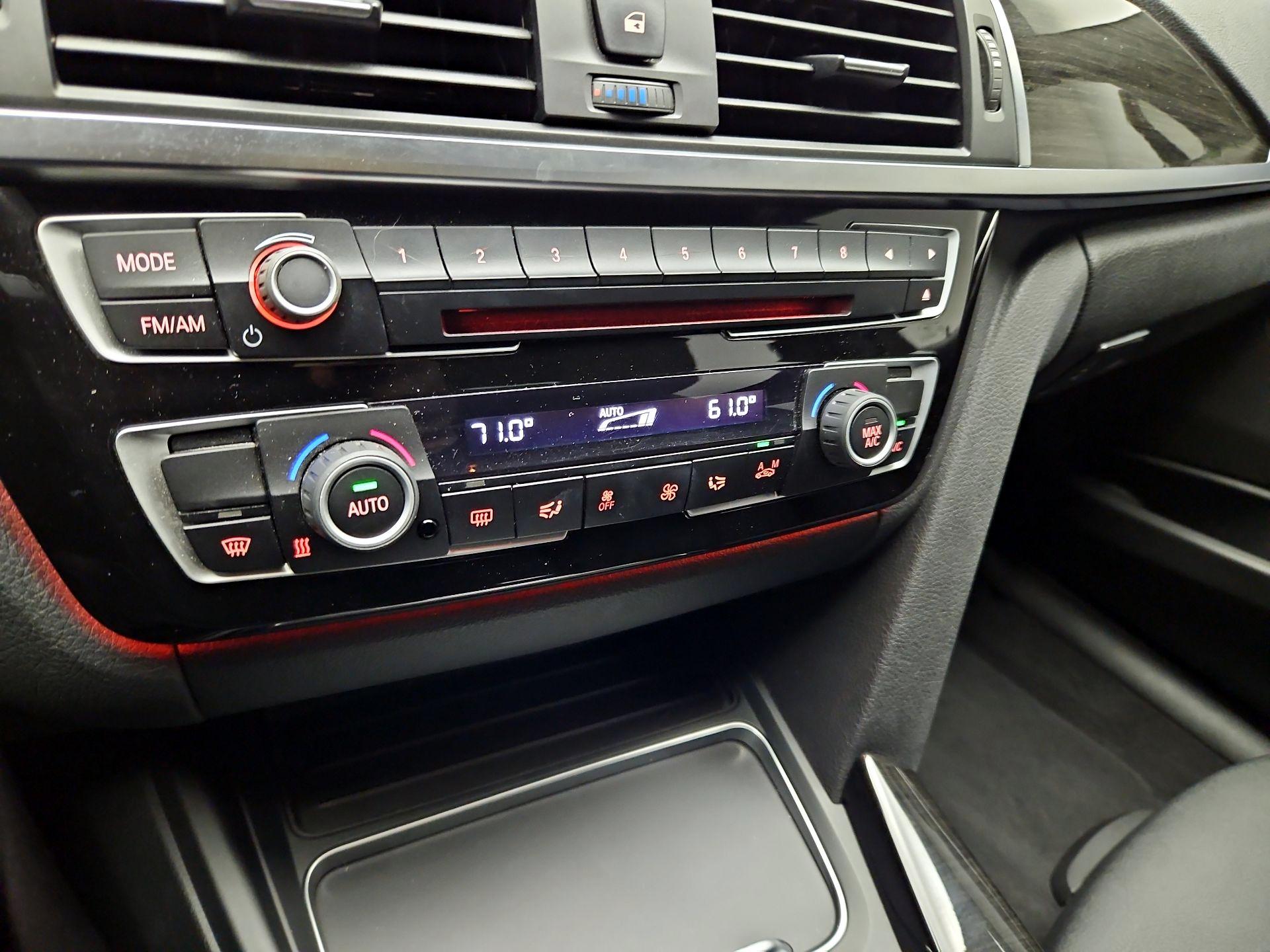 Thumbnail: 2018 BMW 3 Series - 16