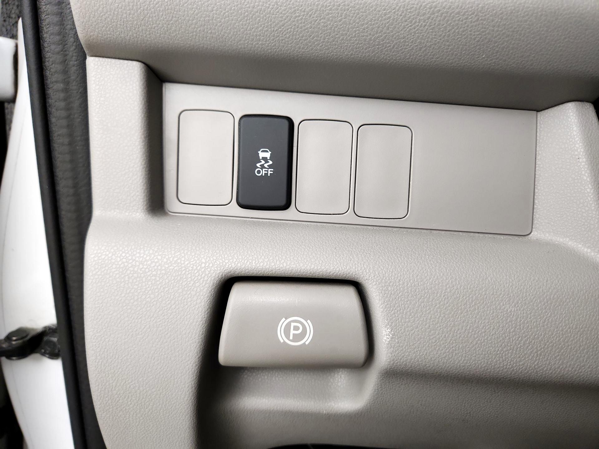 Thumbnail: 2015 Honda Pilot - 13