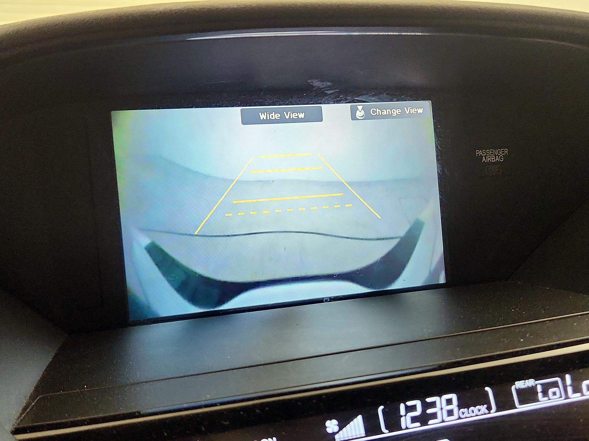 Thumbnail: 2015 Honda Pilot - 14