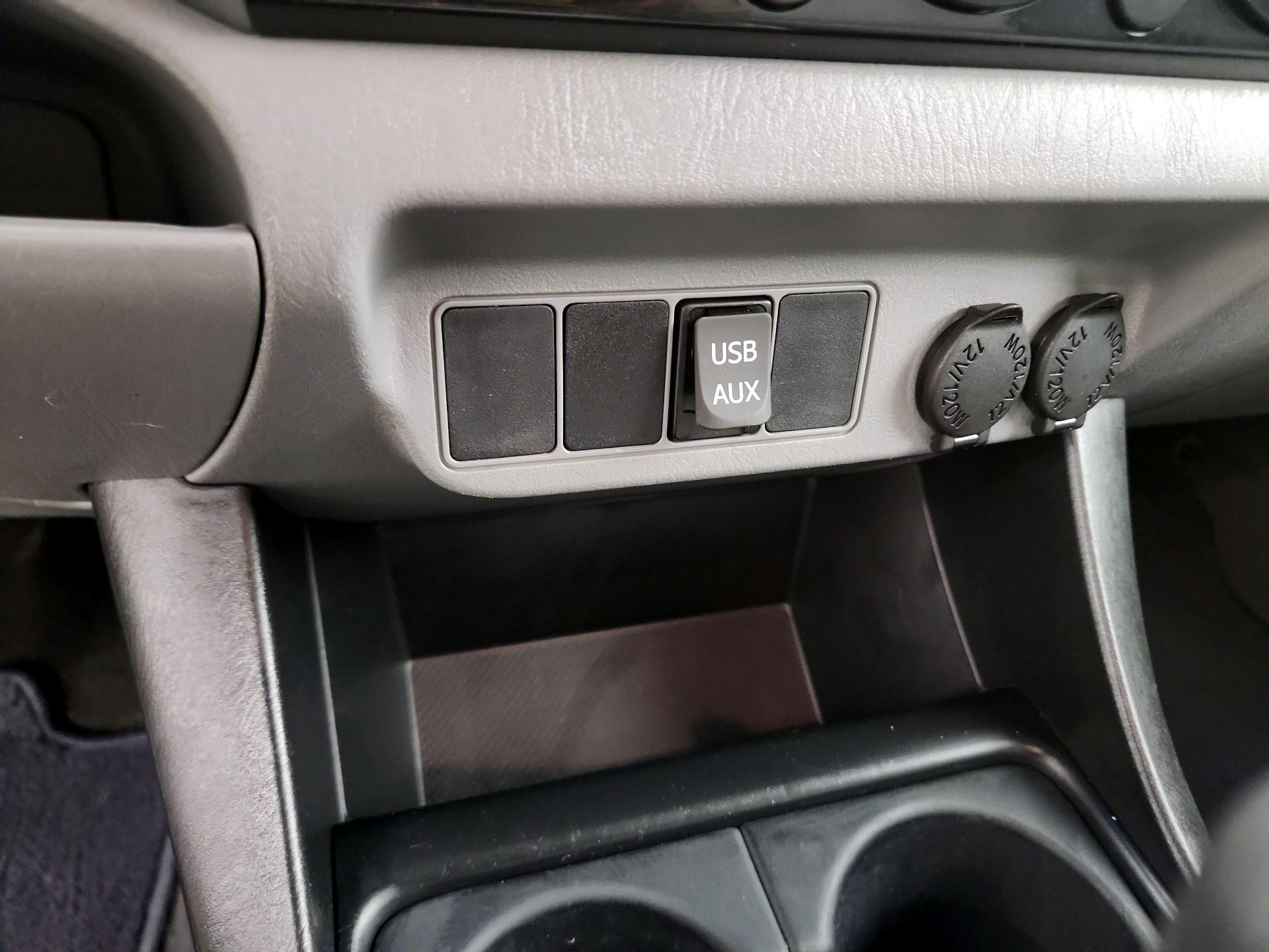 Thumbnail: 2014 Toyota Tacoma - 18