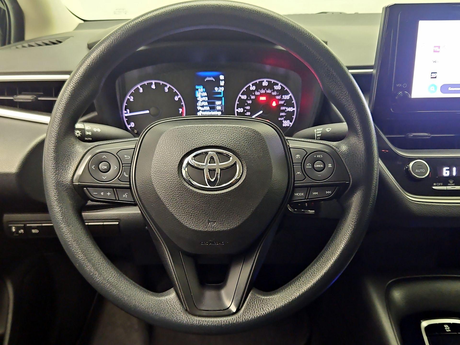 Thumbnail: 2023 Toyota Corolla - 10
