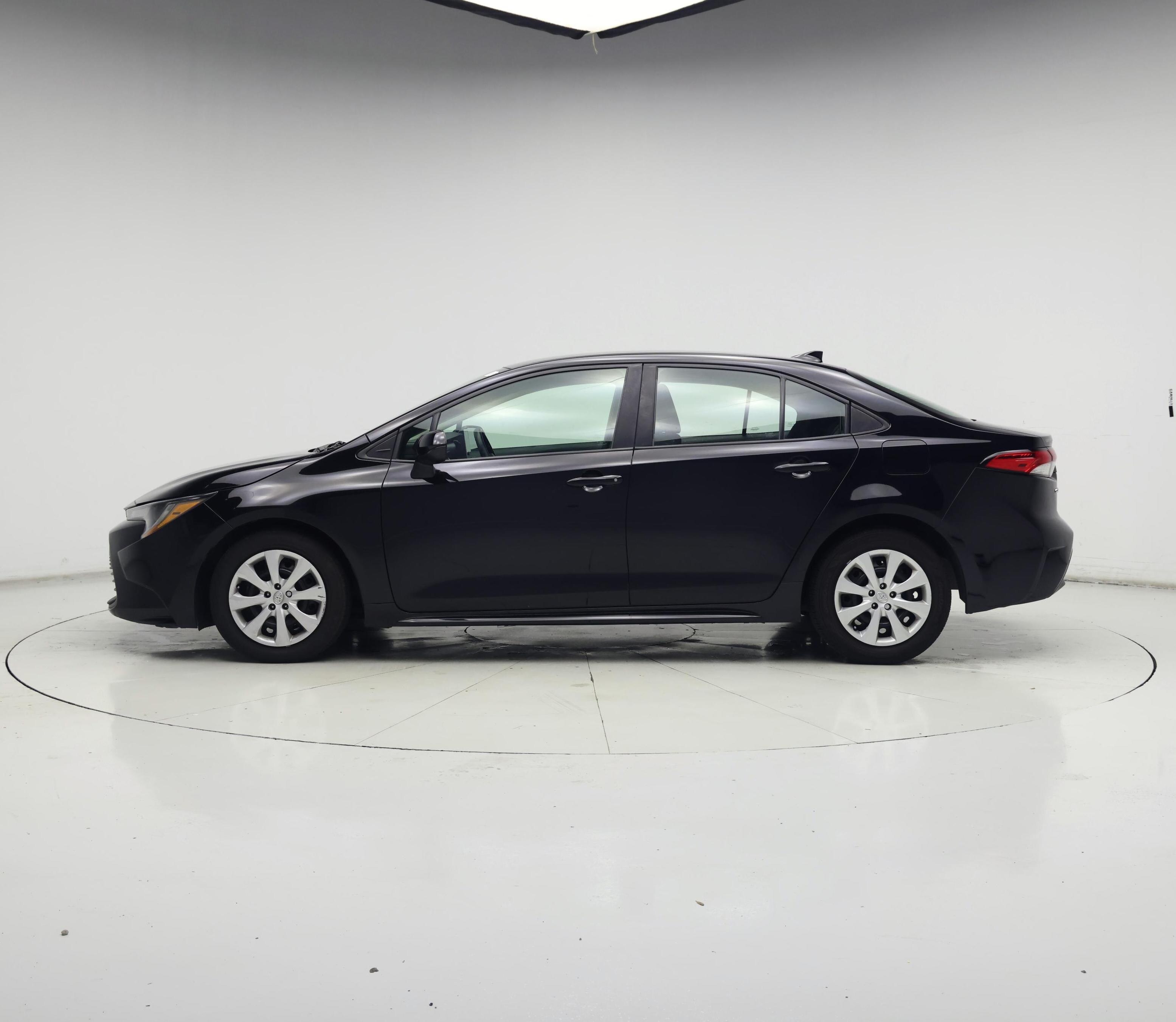 Thumbnail: 2023 Toyota Corolla - 3