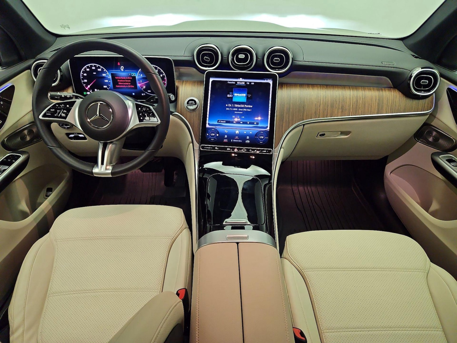 2024 Mercedes-Benz GLC GLC300 - Photo 10