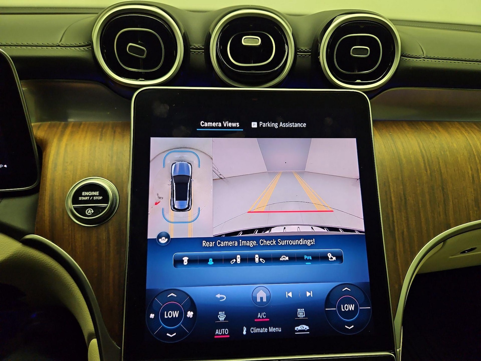 2024 Mercedes-Benz GLC GLC300 - Photo 14