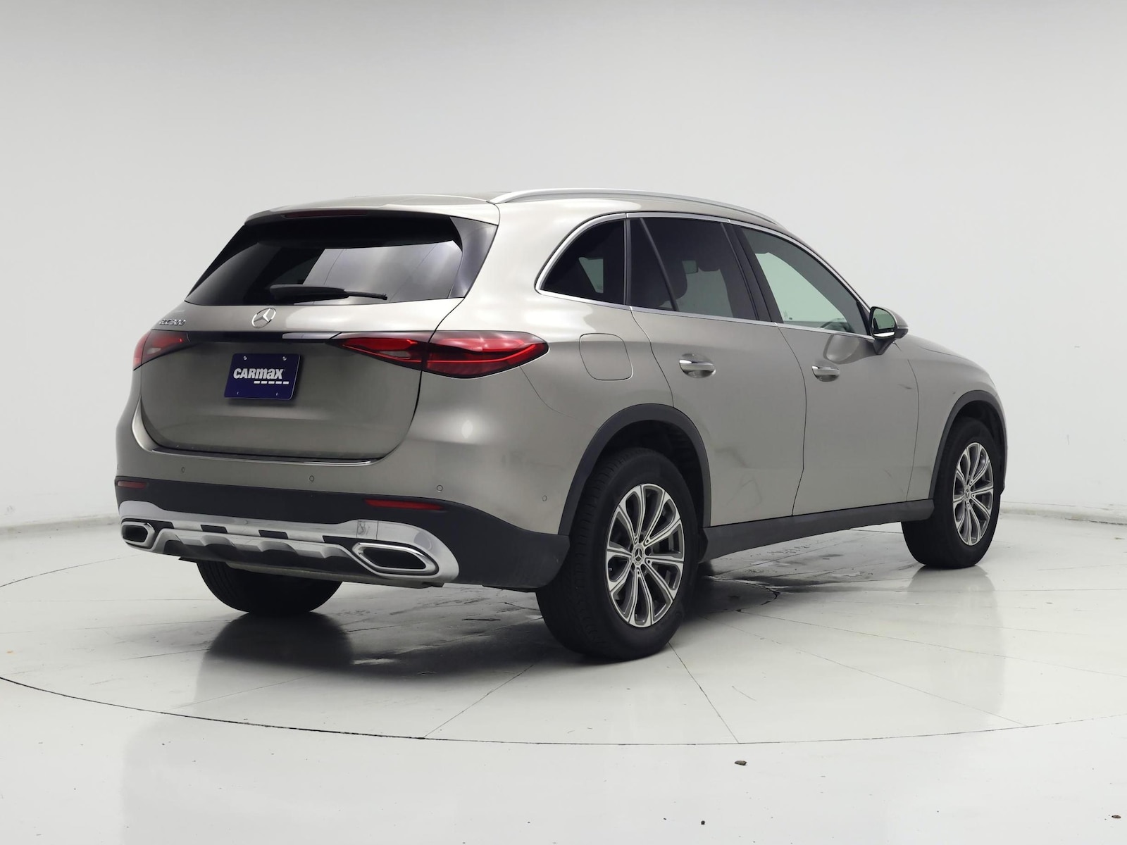 2024 Mercedes-Benz GLC GLC300 - Photo 9