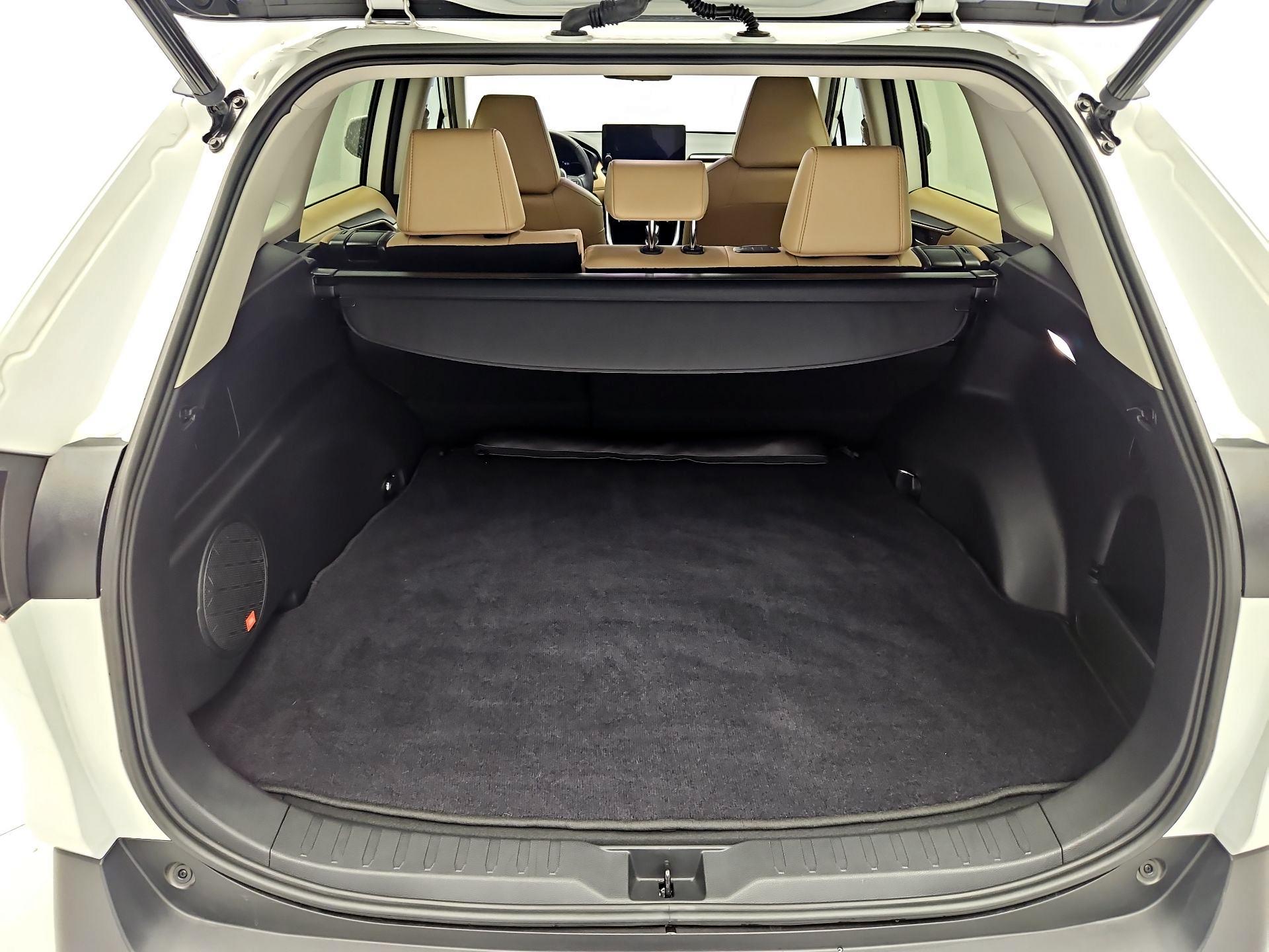 Thumbnail: 2023 Toyota RAV4 - 18