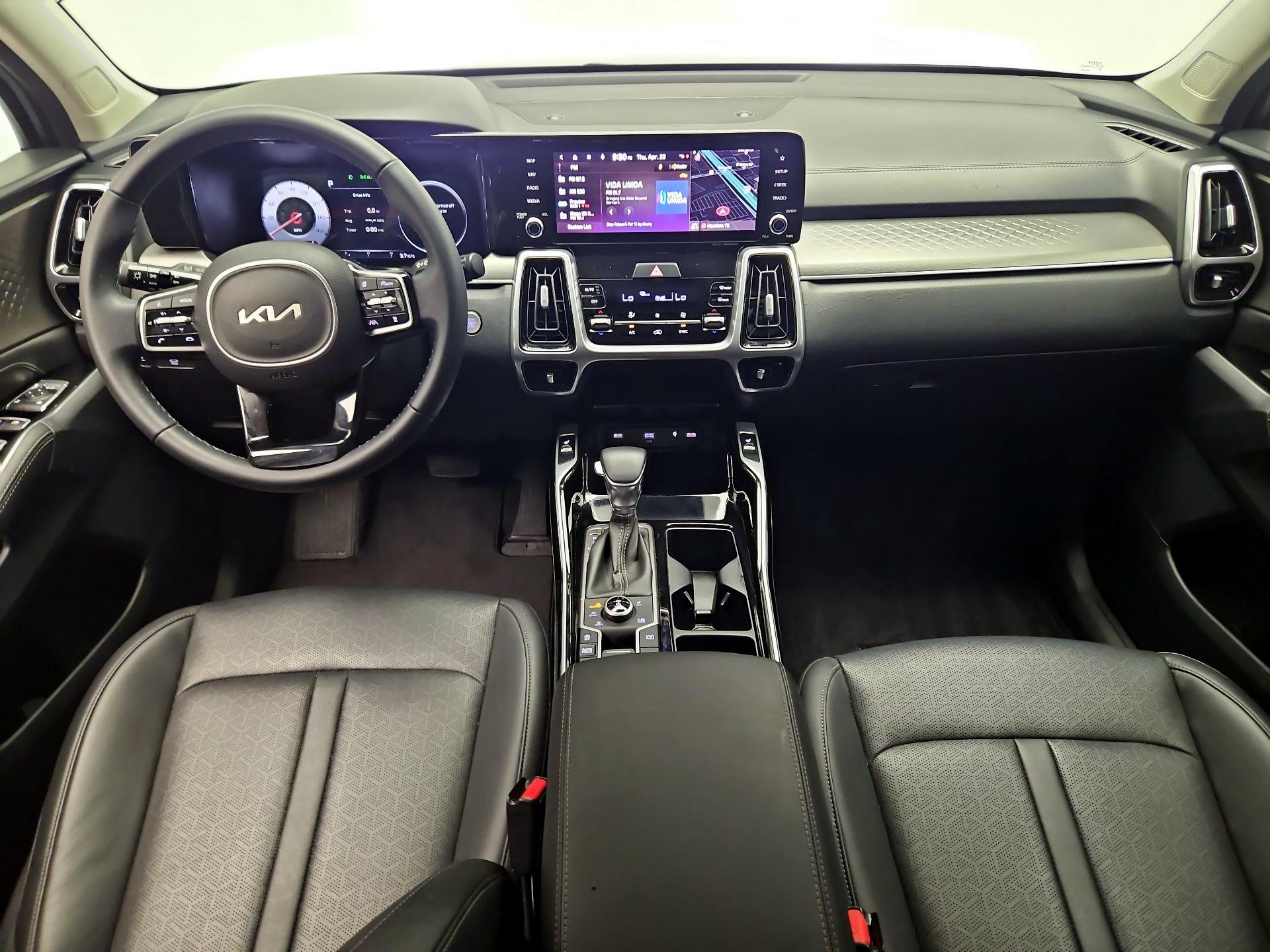 Thumbnail: 2023 Kia Sorento - 9