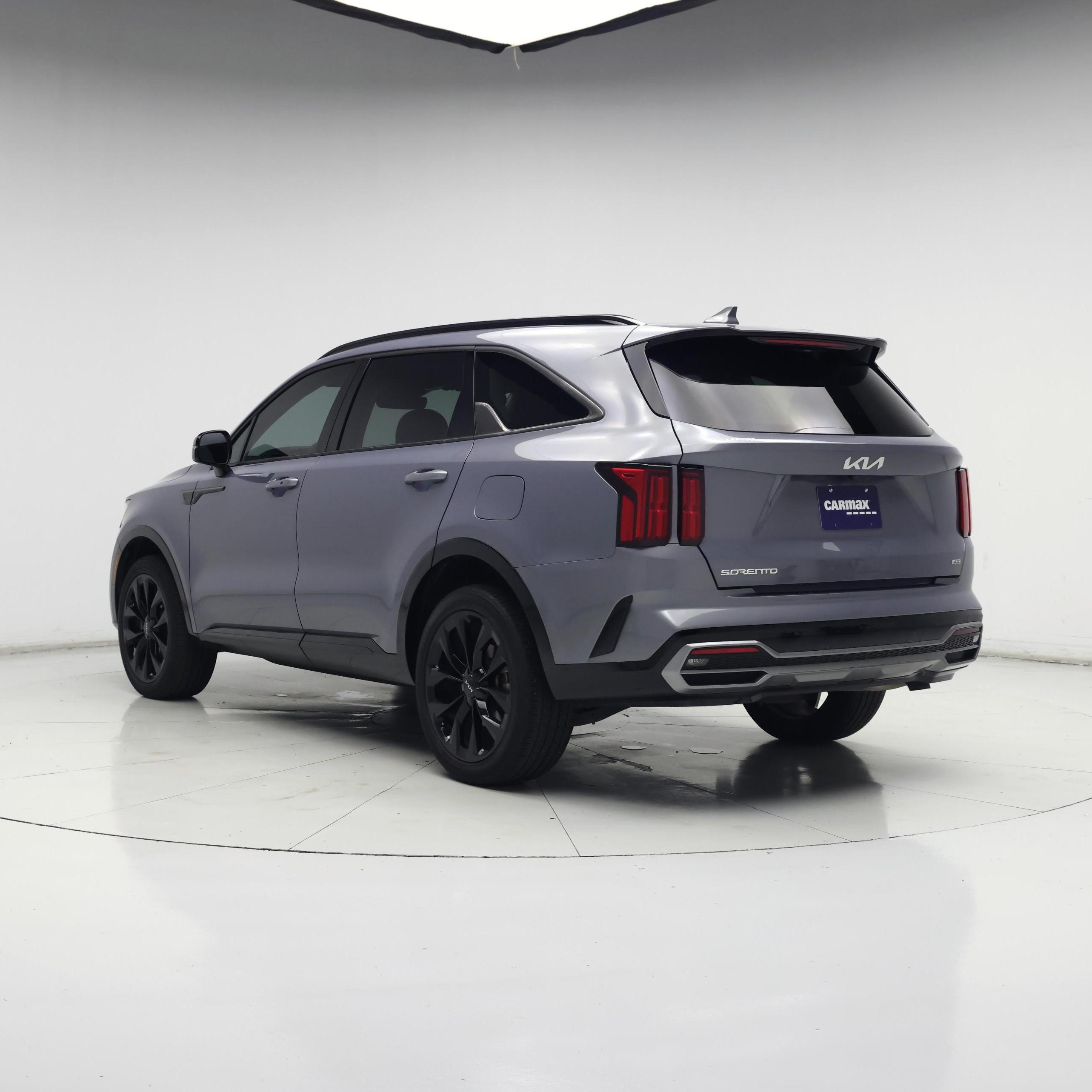 Thumbnail: 2023 Kia Sorento - 2
