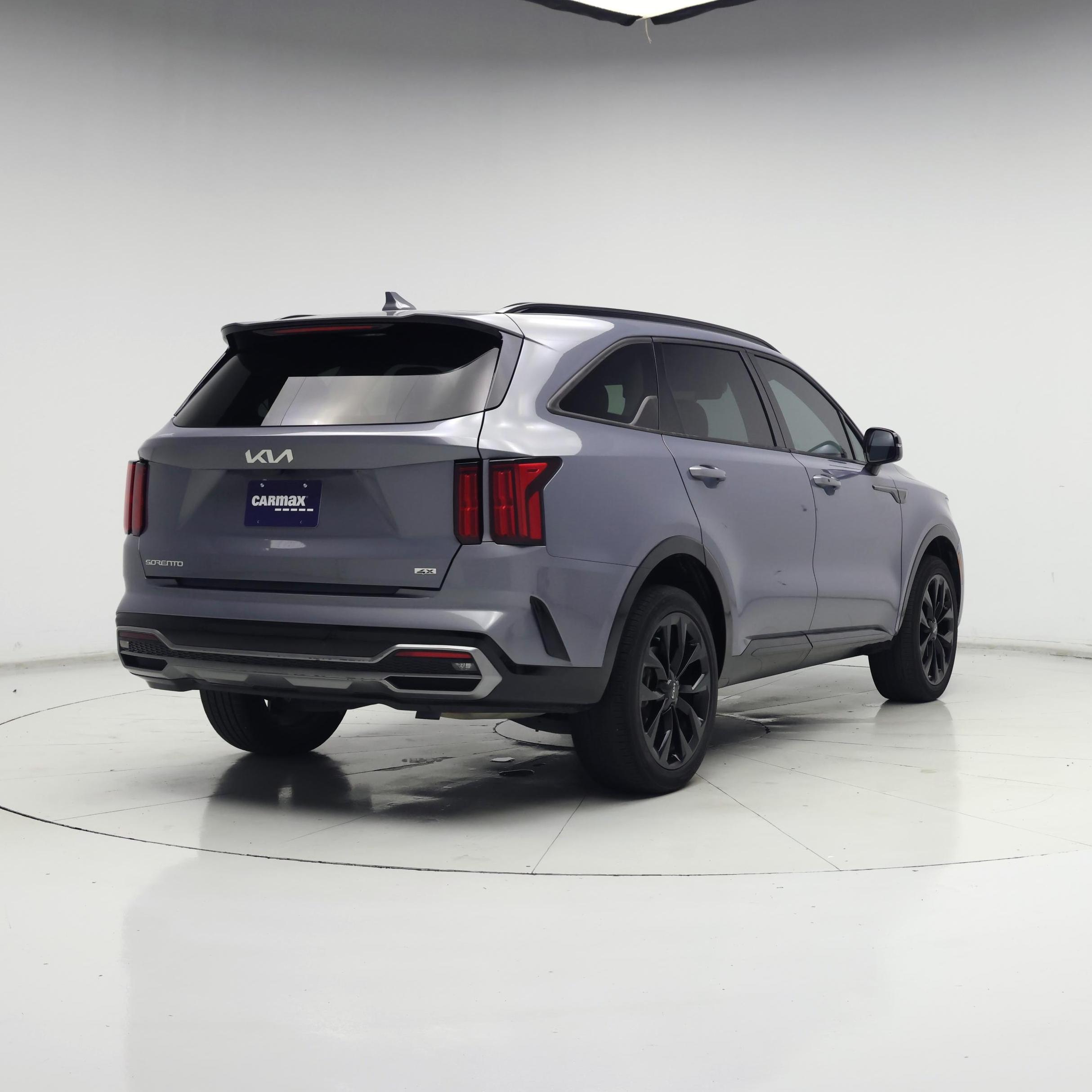 Thumbnail: 2023 Kia Sorento - 8