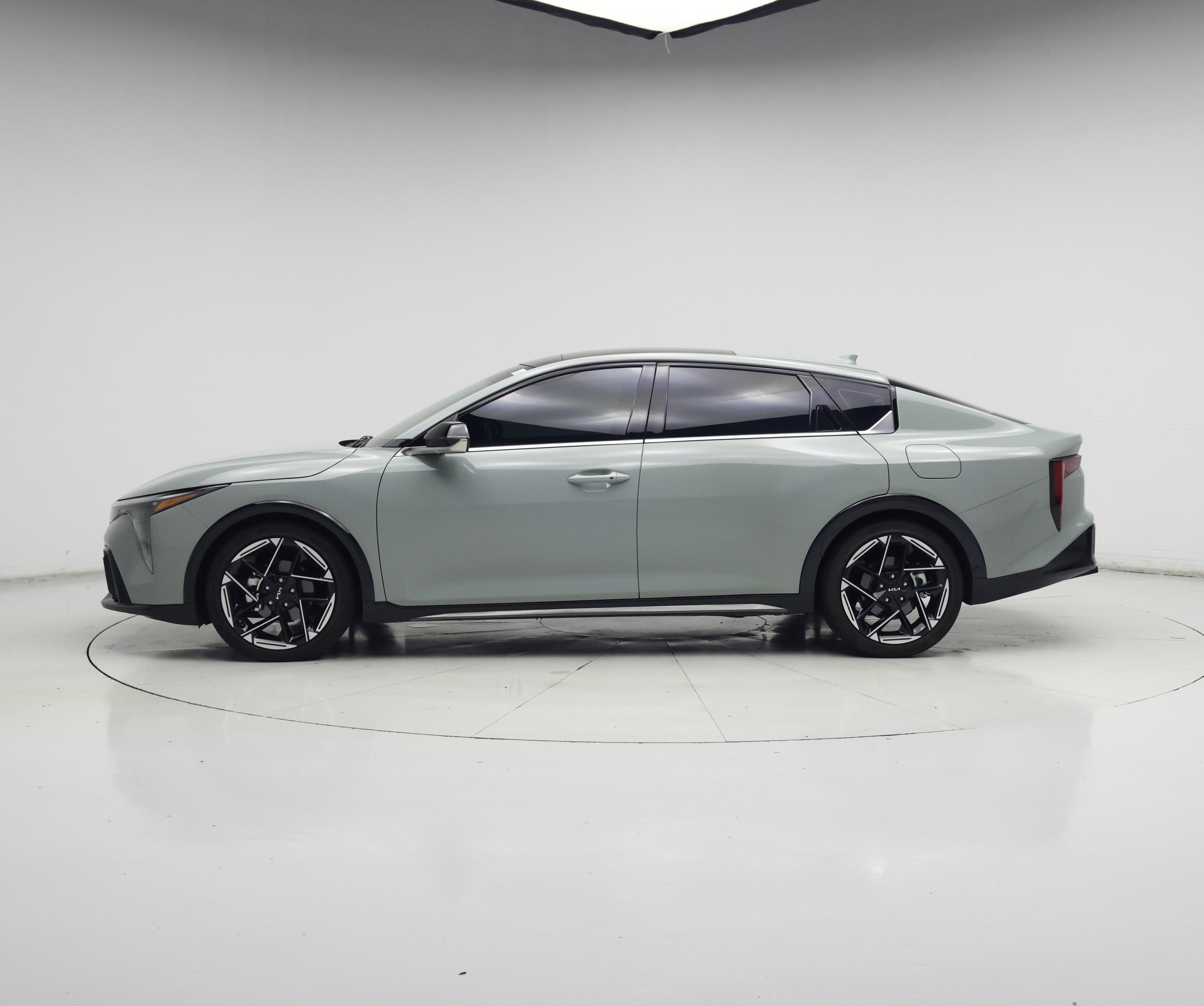 Thumbnail: 2025 Kia K4 - 3